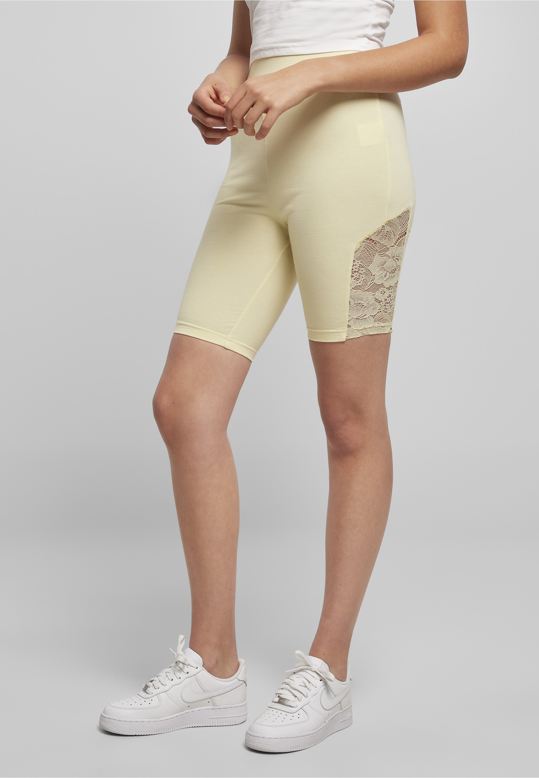 URBAN CLASSICS Fahrradhose »Urban Classics Damen Ladies High Waist Lace Inset Cycle Shorts«