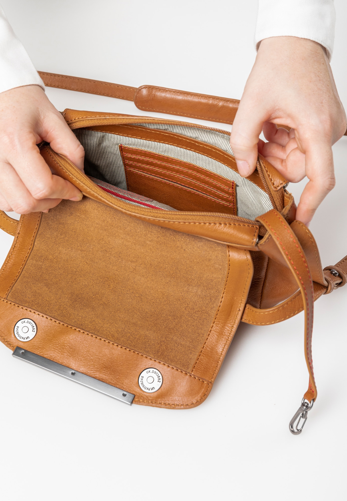 aunts & uncles Schultertasche »Schultertasche Mrs. Bao Bun«