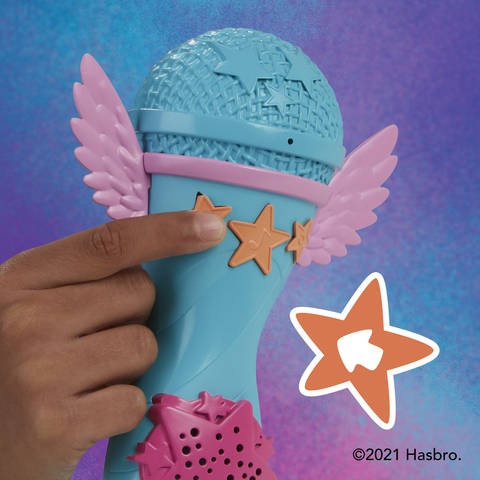 Hasbro Spielfigur »My Little Pony, A New Generation - Sing- und Skatespaß Sunny Starscout«, mit Sound, leuchtendem Horn und bewegl. Flügeln
