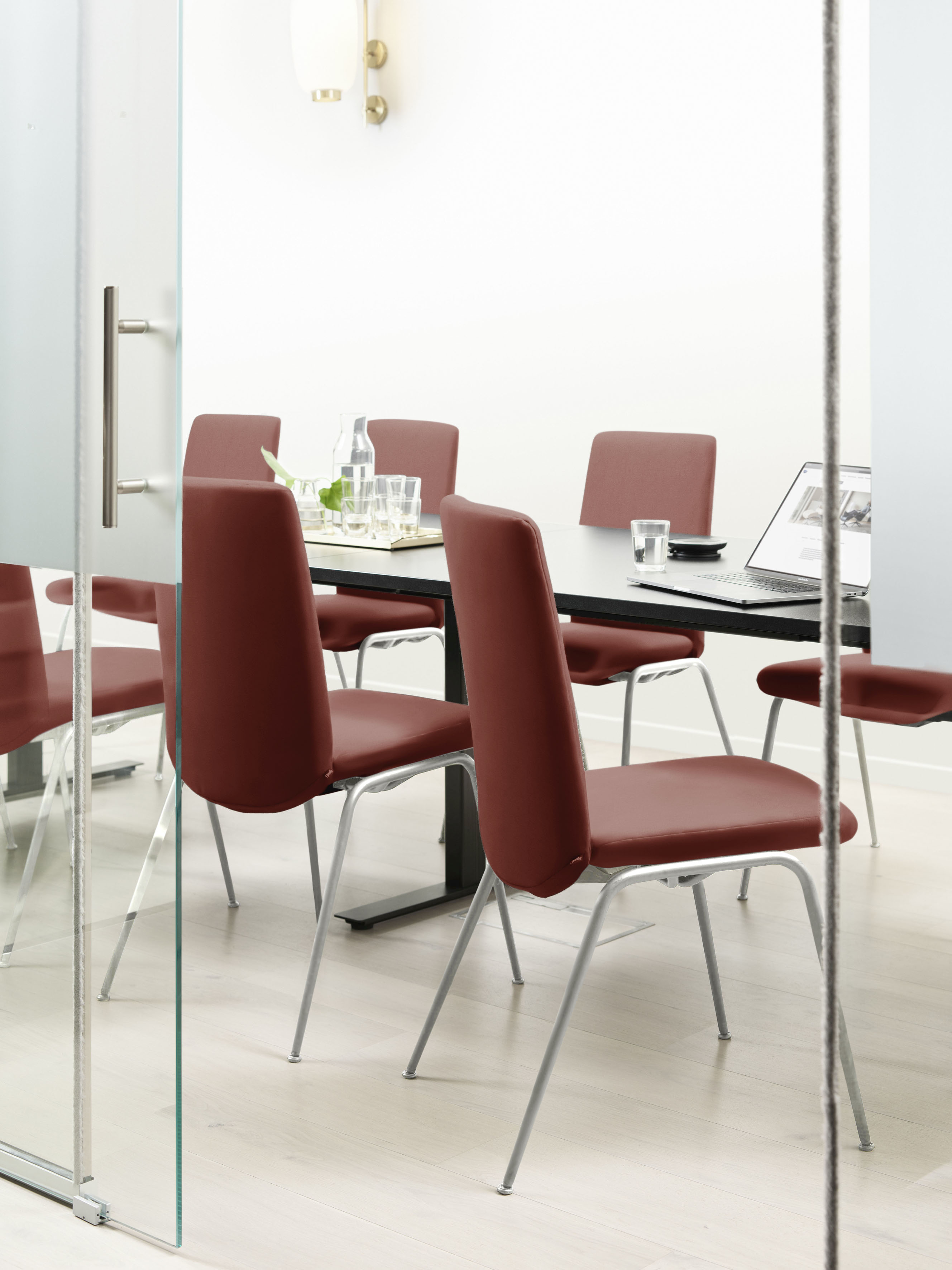 Stressless Polsterstuhl "Laurel" () Low Back, Größe M, mit Beinen aus Stahl in Schwarz matt