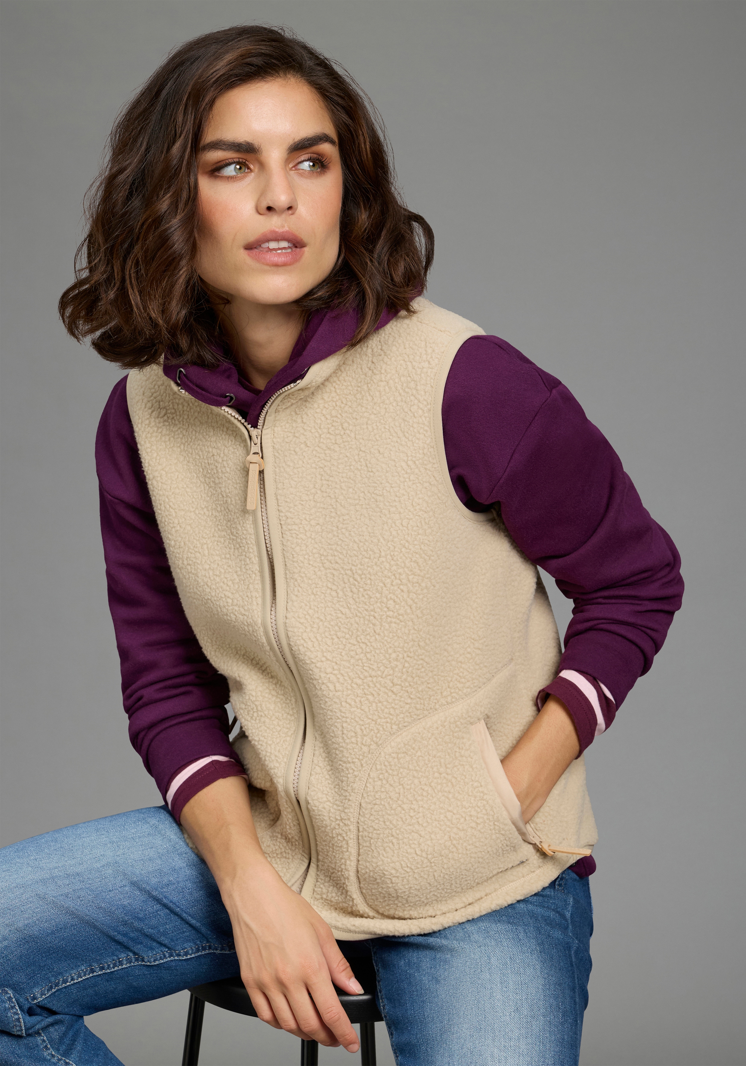 KangaROOS Fleeceweste Weste aus Teddy Fleece für den Übergang