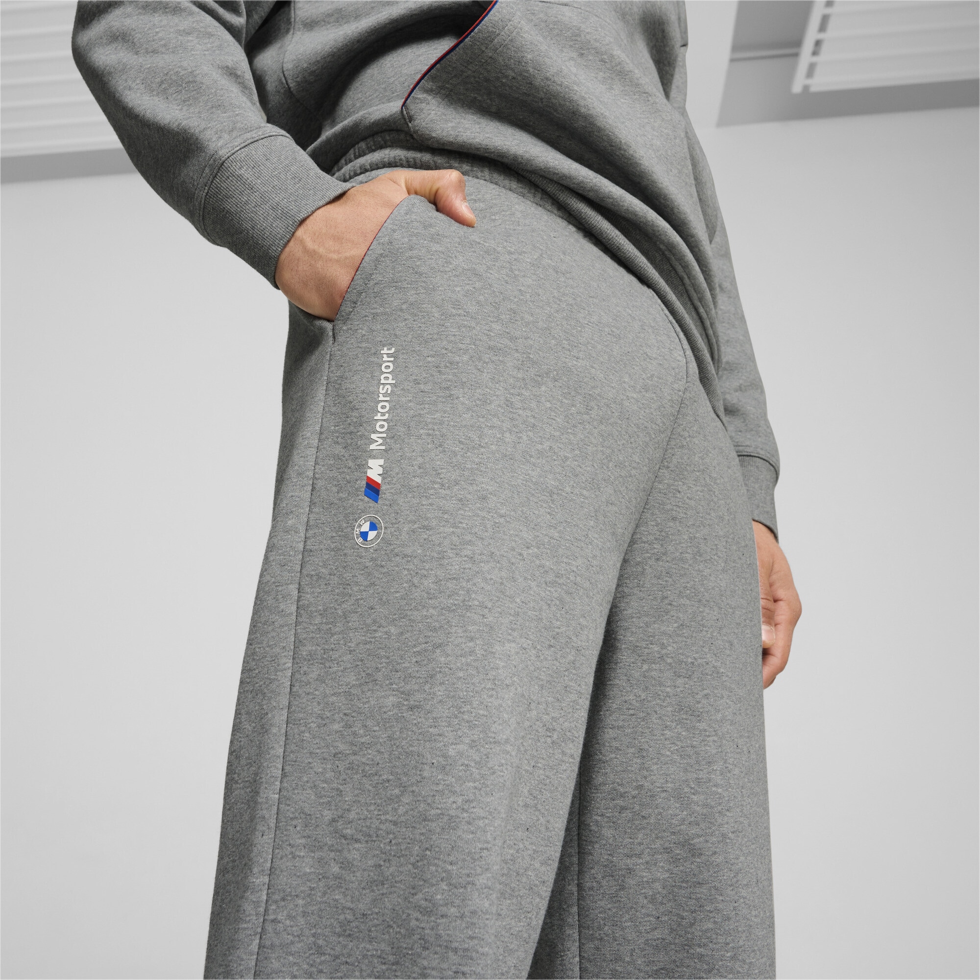 PUMA Sporthose »BMW M Motorsport ESS+ Fleece-Hose Herren«
