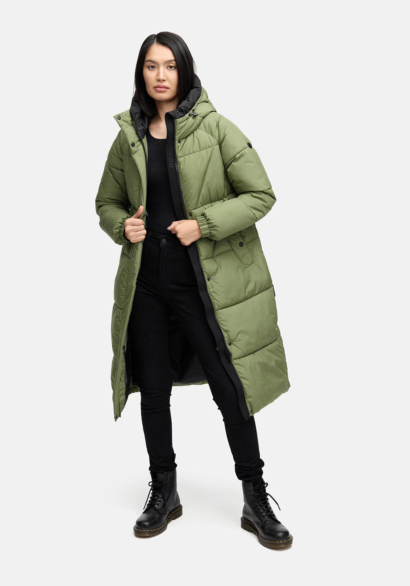Marikoo Winterjacke "Yaskaa" mit praktischen Seitenschlitzen am unteren Saum