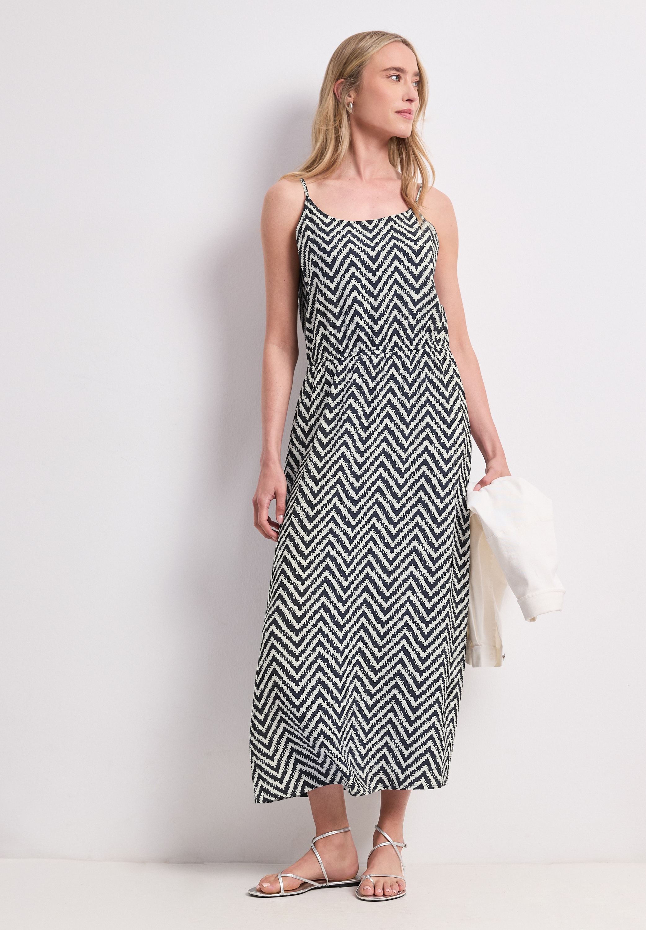 STREET ONE Maxikleid Ohne Taschen aus Viskose