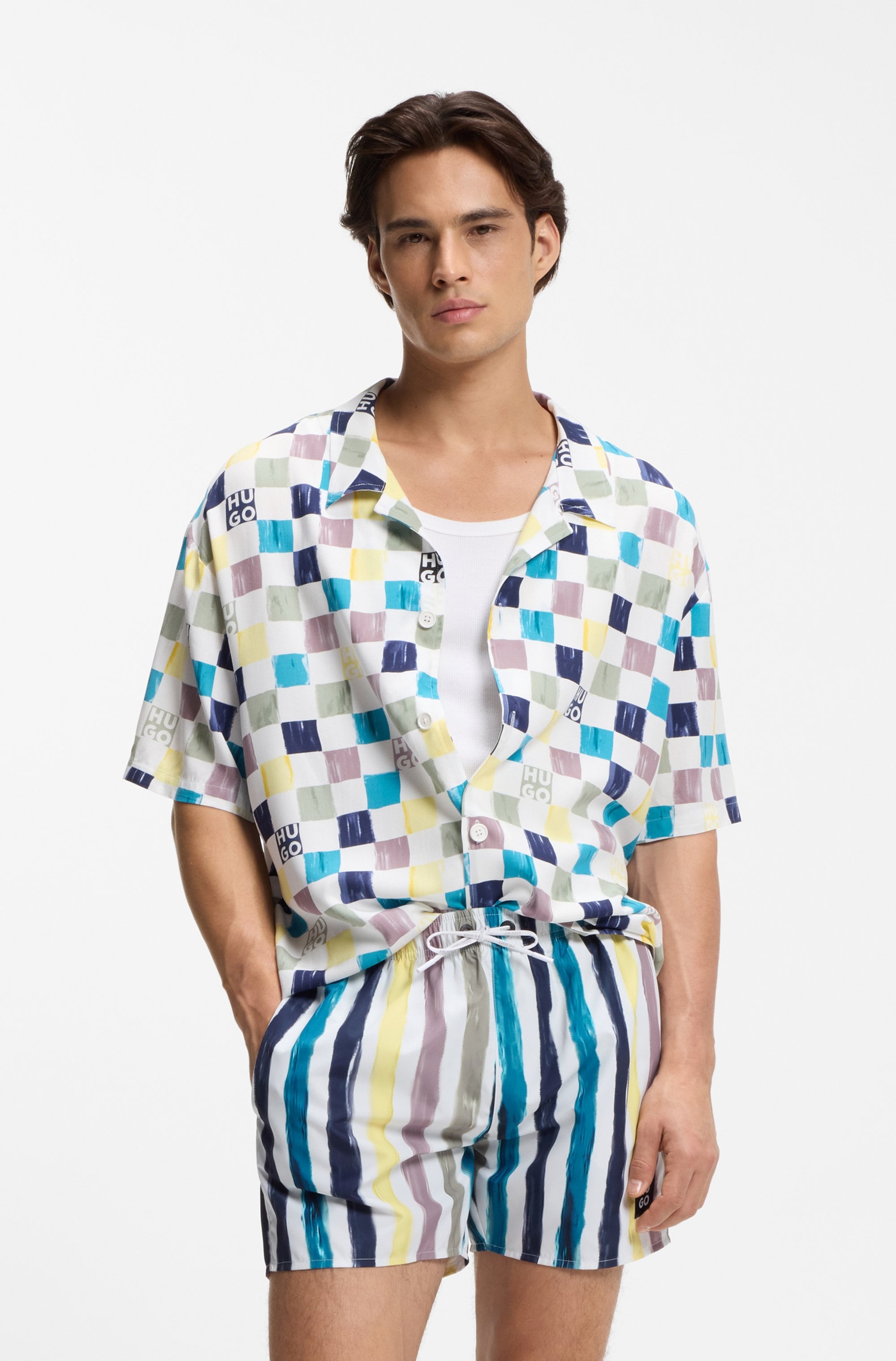 HUGO Underwear Badehose "DINO" mit Label-Detail, Streifen-Dessin günstig online kaufen