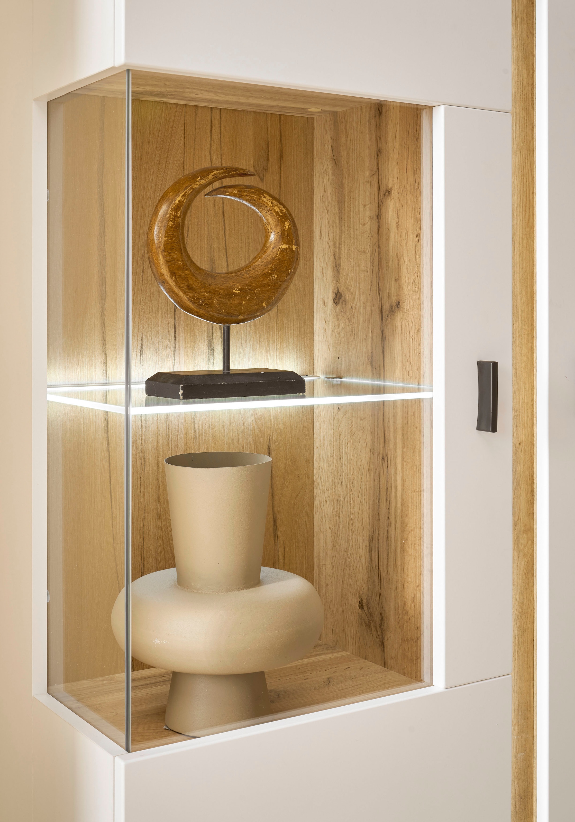 INOSIGN Wohnwand »LONG ISLAND«, (Set, 4 St.), in moderner Trendfarbe,inklusive senkrechter Beleuchtung,Breite 305 cm