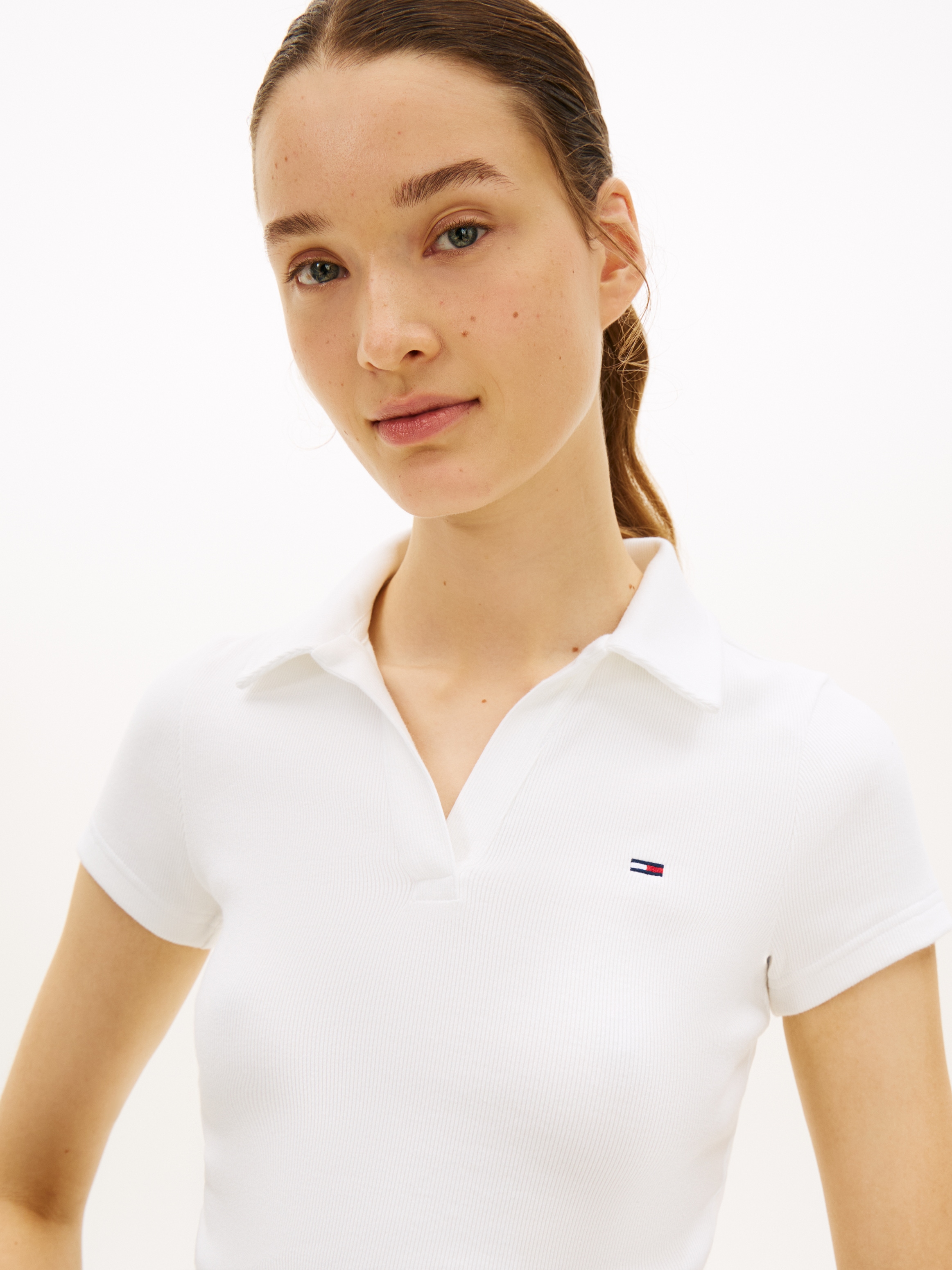 Tommy Jeans Poloshirt »TJW SLIM SH RIB POLO« mit gerippter Struktur