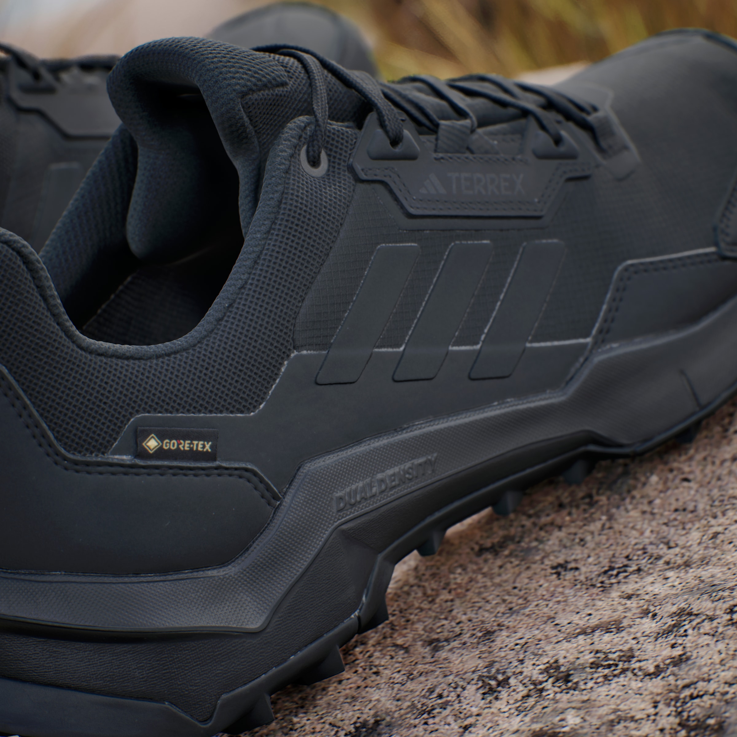 adidas TERREX Wanderschuh »TERREX AX4 GORE-TEX«, wasserdicht