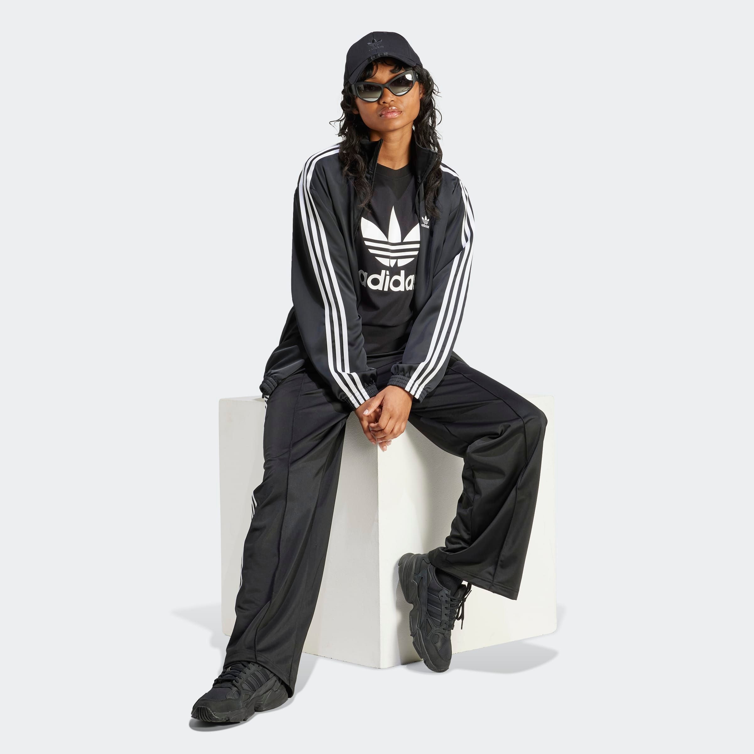 adidas Originals T-Shirt »TREFOIL TEE«, Basic Shirt mit großem Trefoil Logoprint