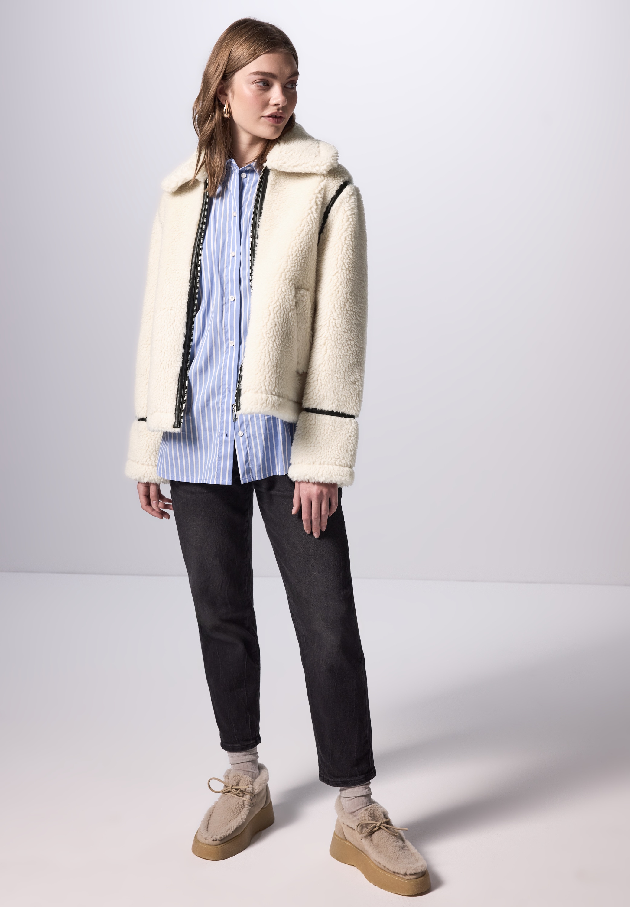 STREET ONE STUDIO Kurzjacke, ohne Kapuze, soft und weich