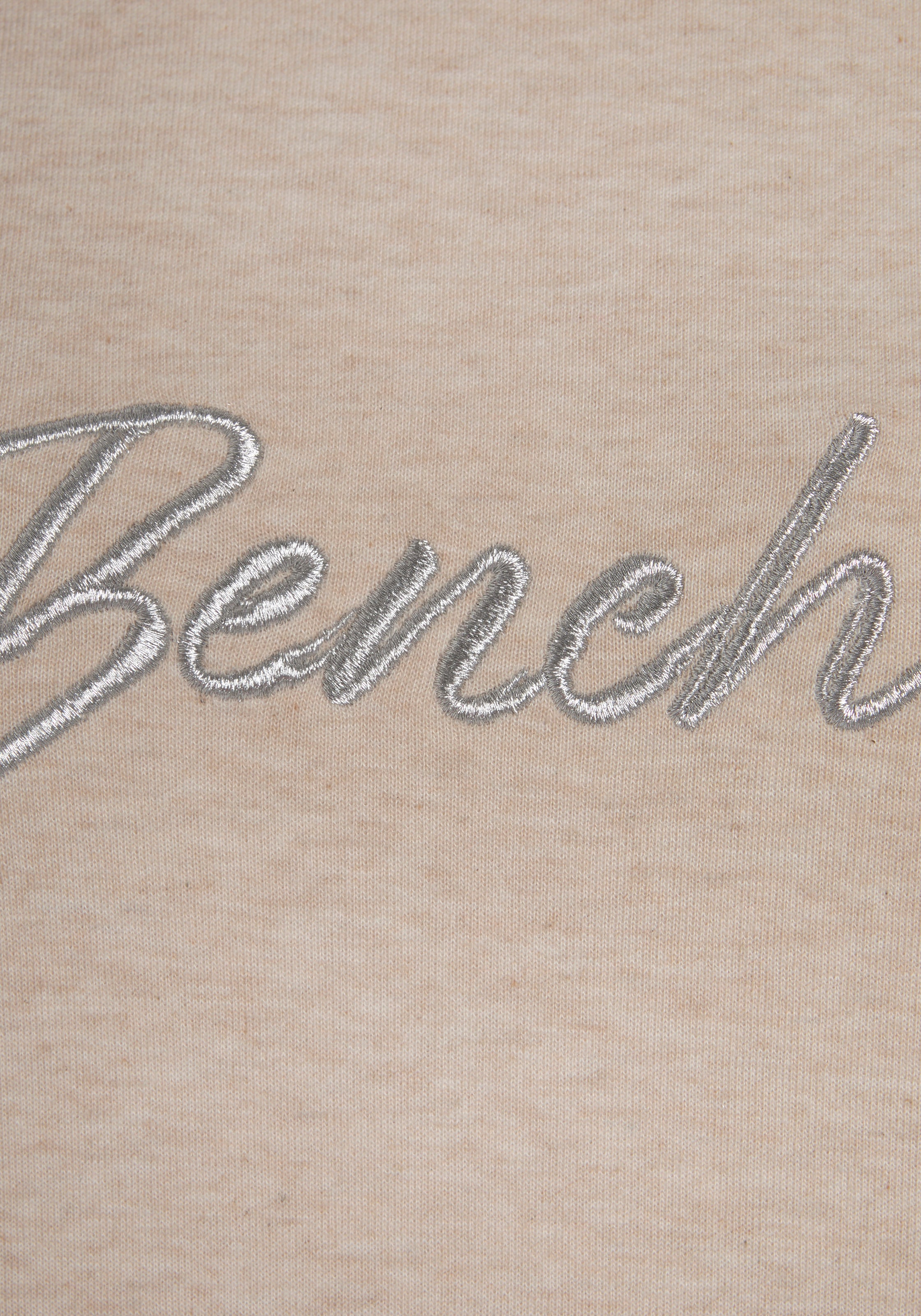 Bench. Loungewear Sweatshirt, mit glänzender Logostickerei, Loungewear