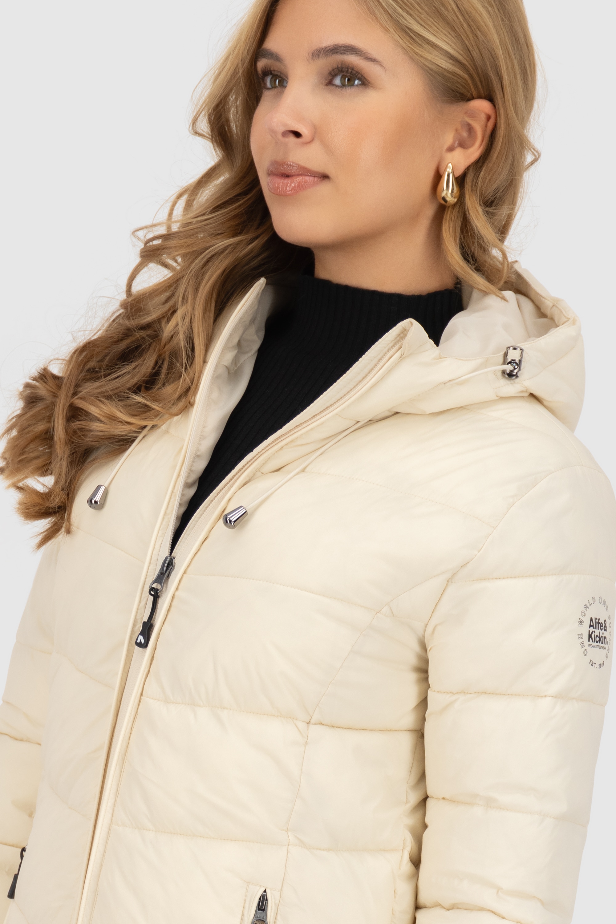 Alife & Kickin Winterjacke »Damen LirazAK A«, Ultraleichte taillierte Steppjacke mit Kapuze