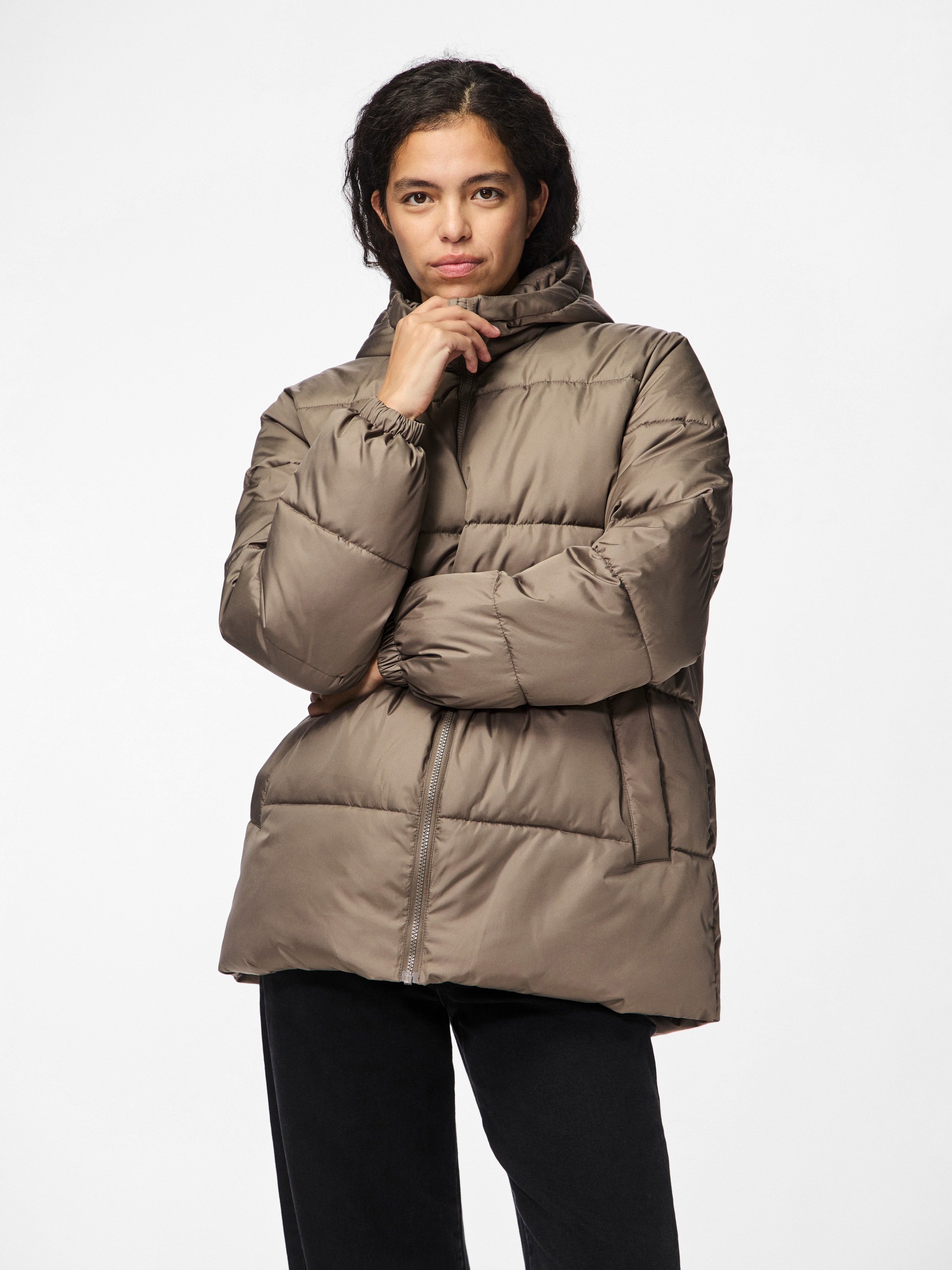 pieces Steppjacke »PCMADDIE PUFFER JACKET NOOS BC«, mit Kapuze