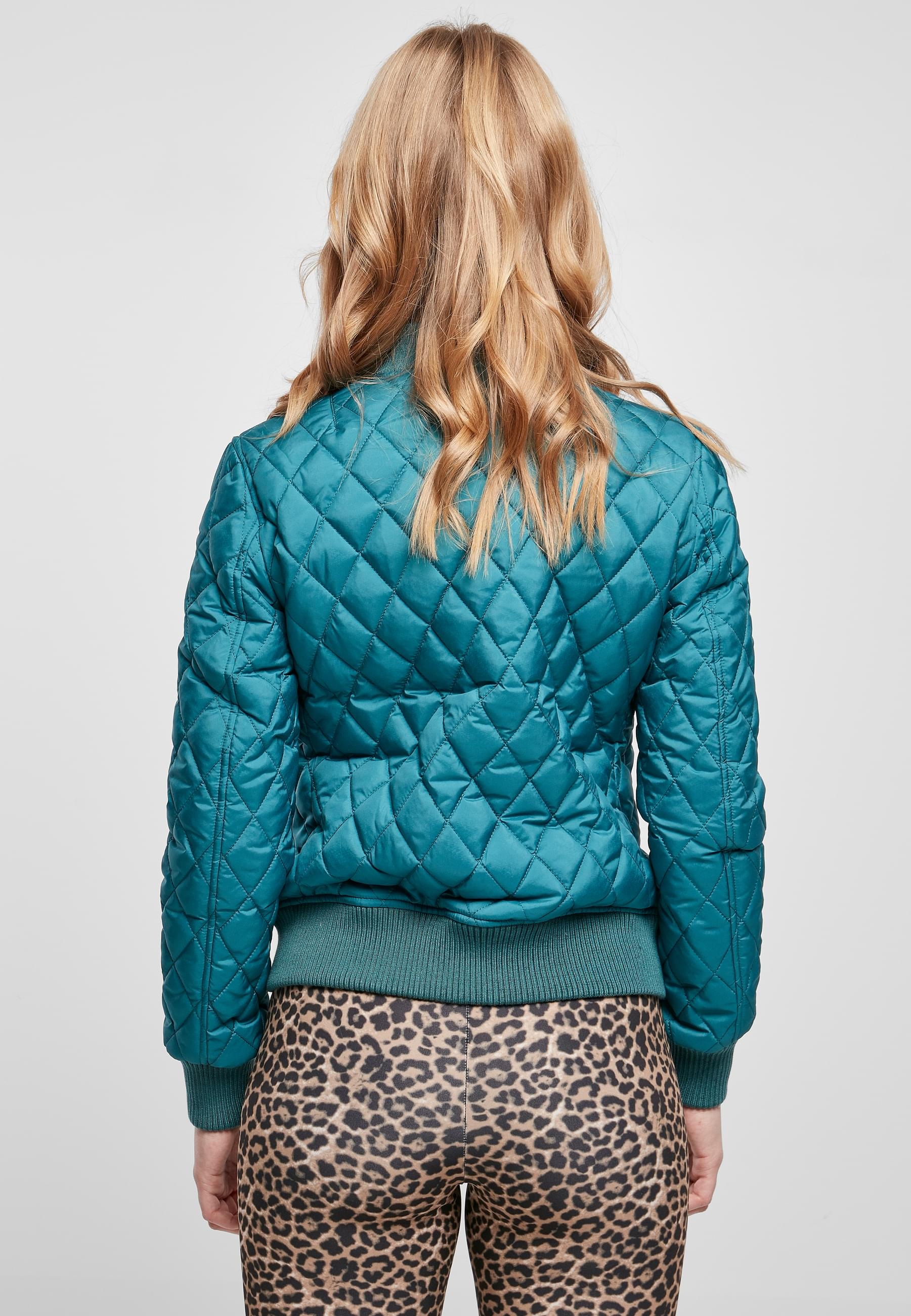 URBAN CLASSICS Allwetterjacke »Urban Classics Damen Ladies Diamond Quilt Nylon Jacket«, (1 St.), ohne Kapuze