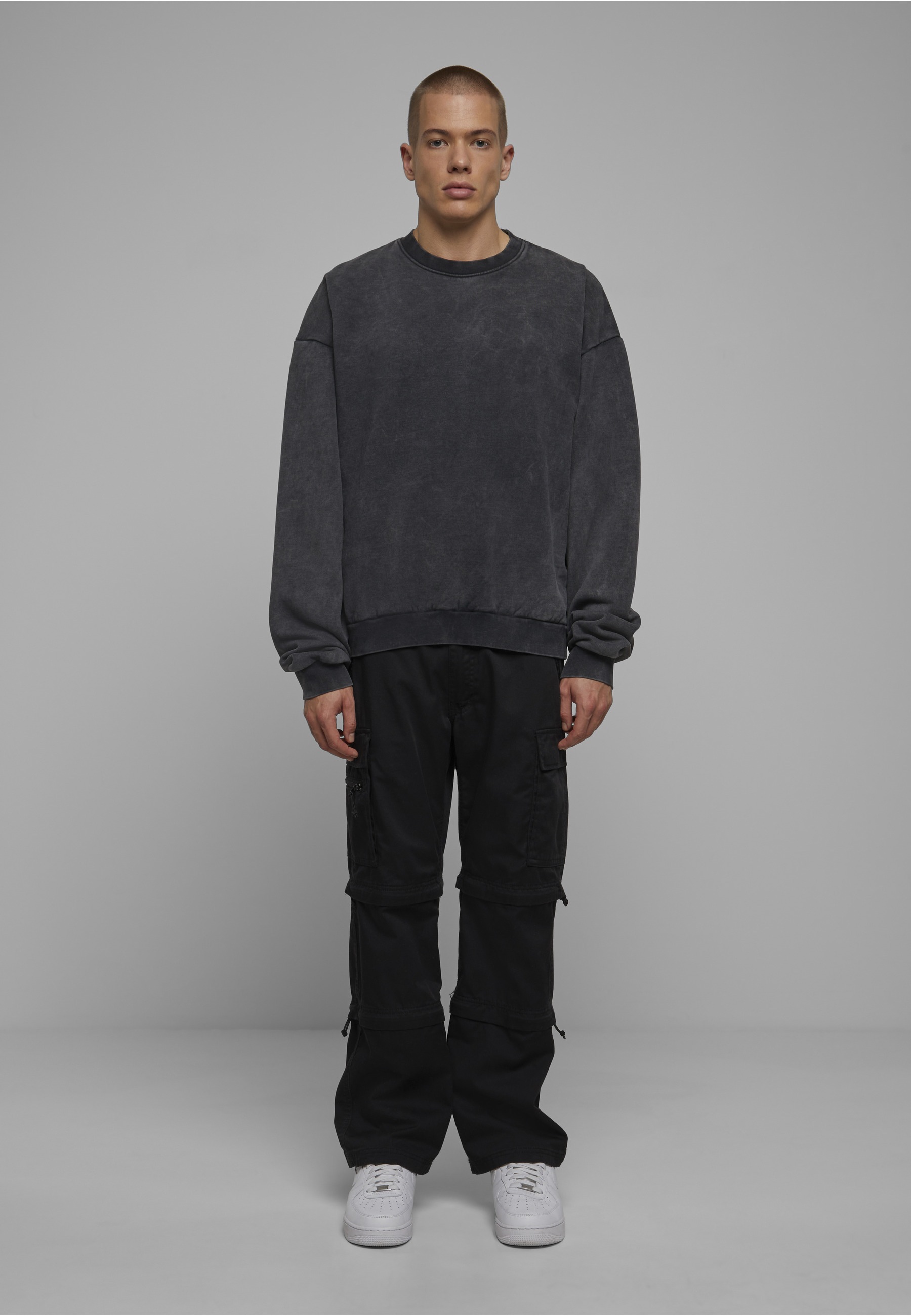 URBAN CLASSICS Sweater »Urban Classics Herren Acid Washed Crew«, 1 Stk.
