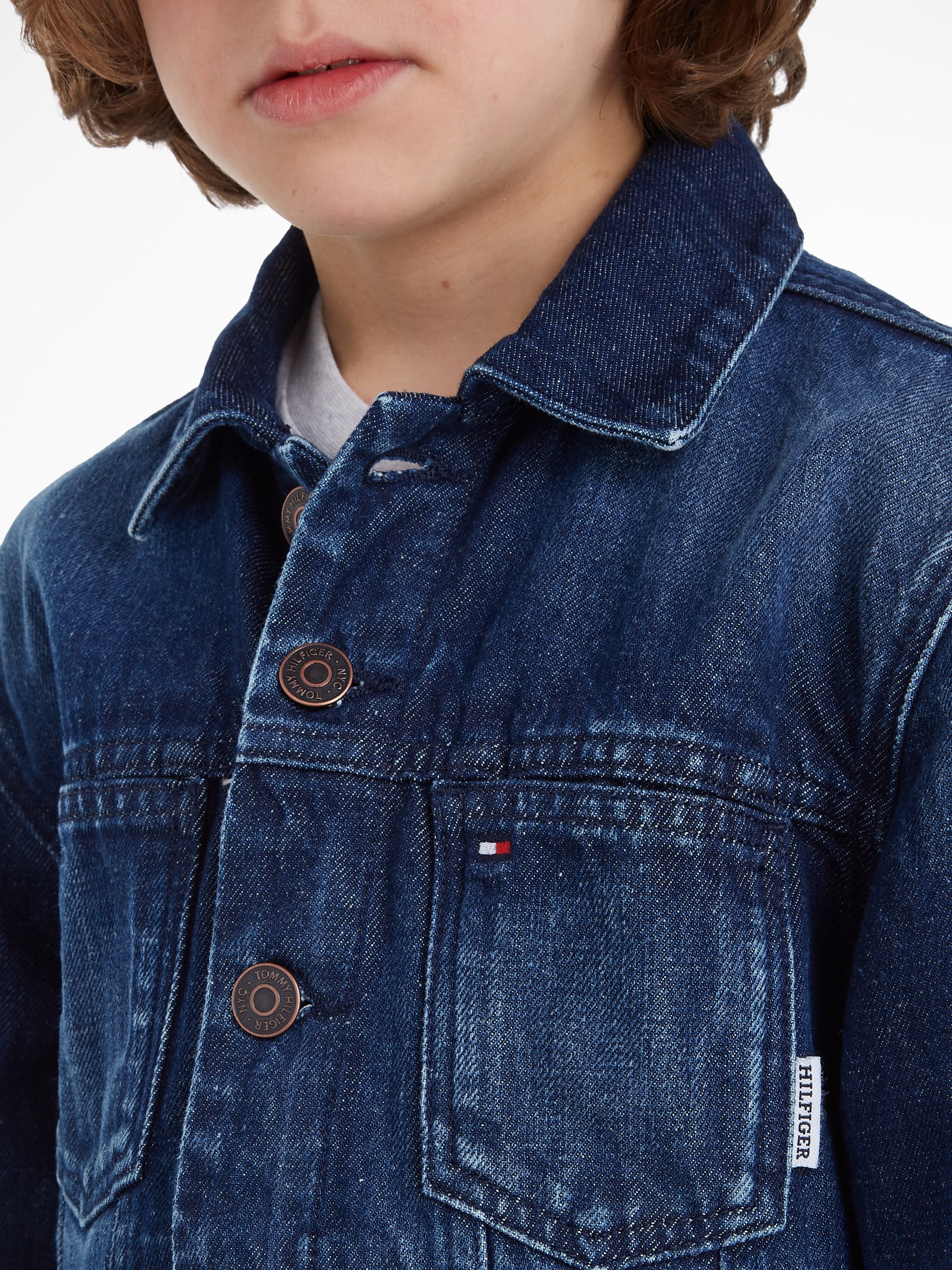 Tommy Hilfiger Jeansjacke »OVERSIZED TRUCKER DARK WASH«, im typischen Trucker Stil