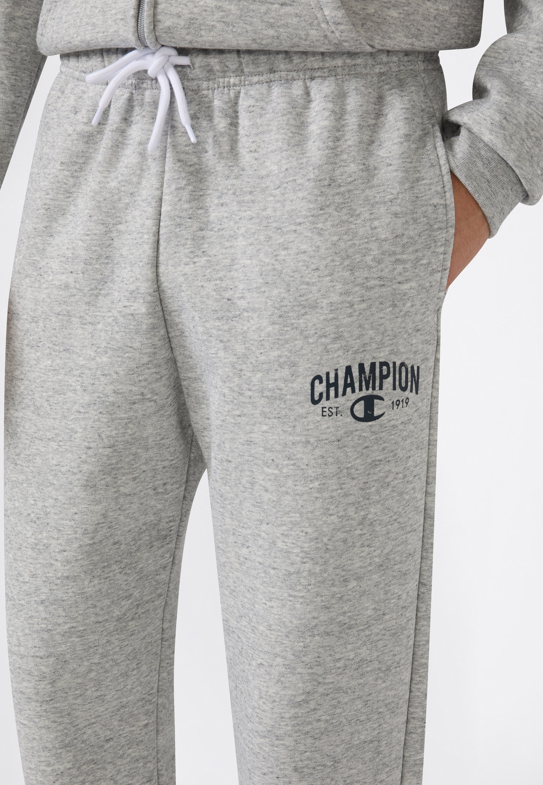 Champion Jogginghose »SPORTWEAR JOGGERS Standard Fit«  mit sportlichem Look, Standard Fit, aus Baumwolle und Polyester