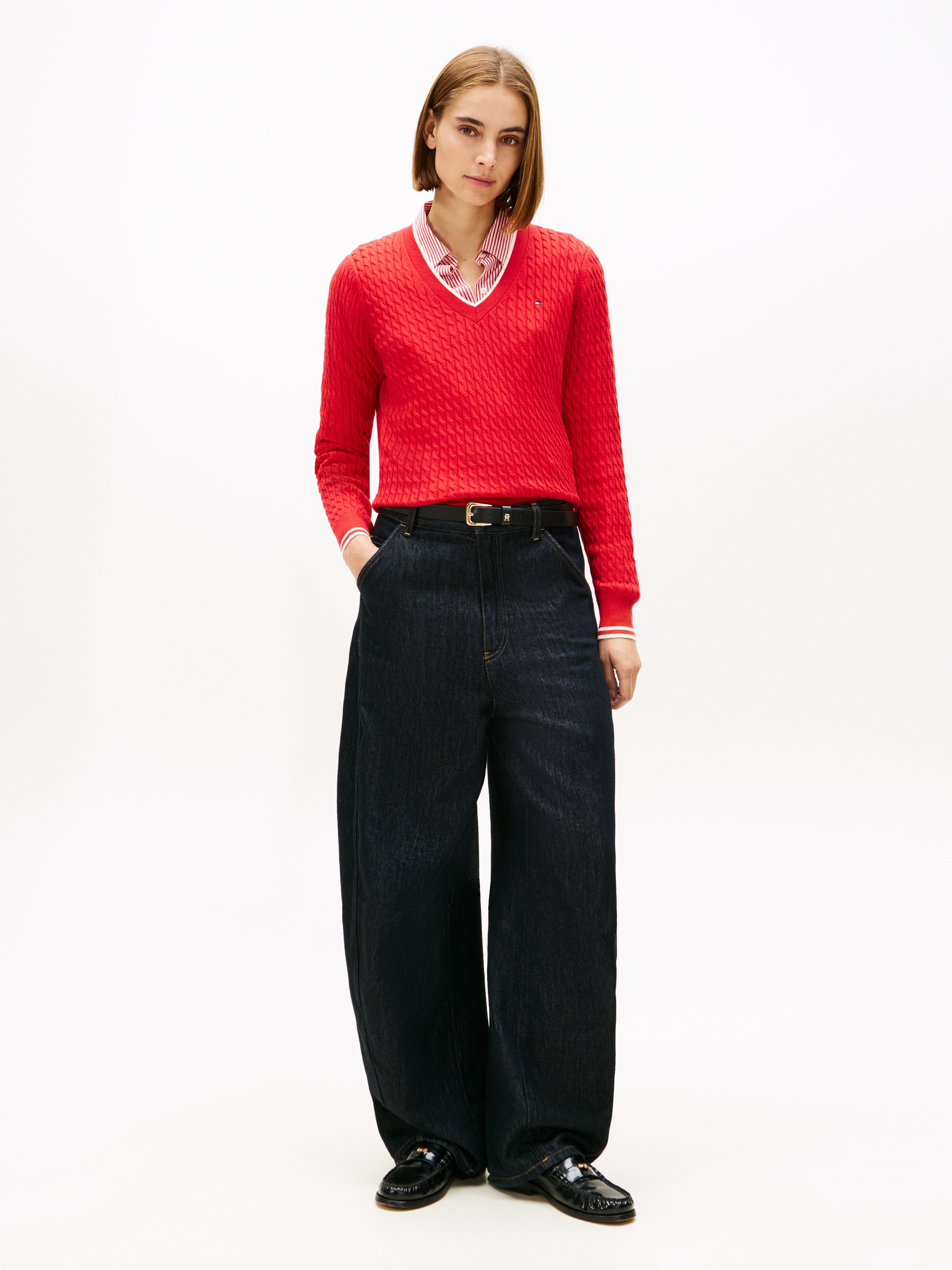 Thumbnail - Tommy Hilfiger V-Ausschnitt-Pullover "CO CABLE V-NK LS SWT" mit Zopfmuster, Logostickerei