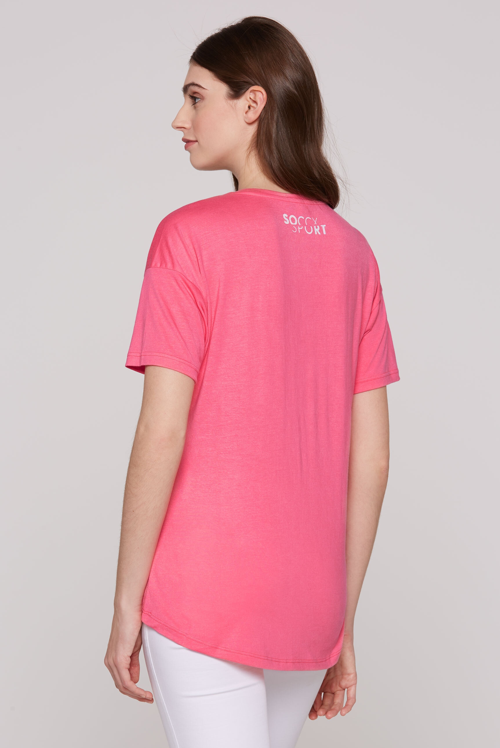 SOCCX Rundhalsshirt, mit längerer Rückenpartie