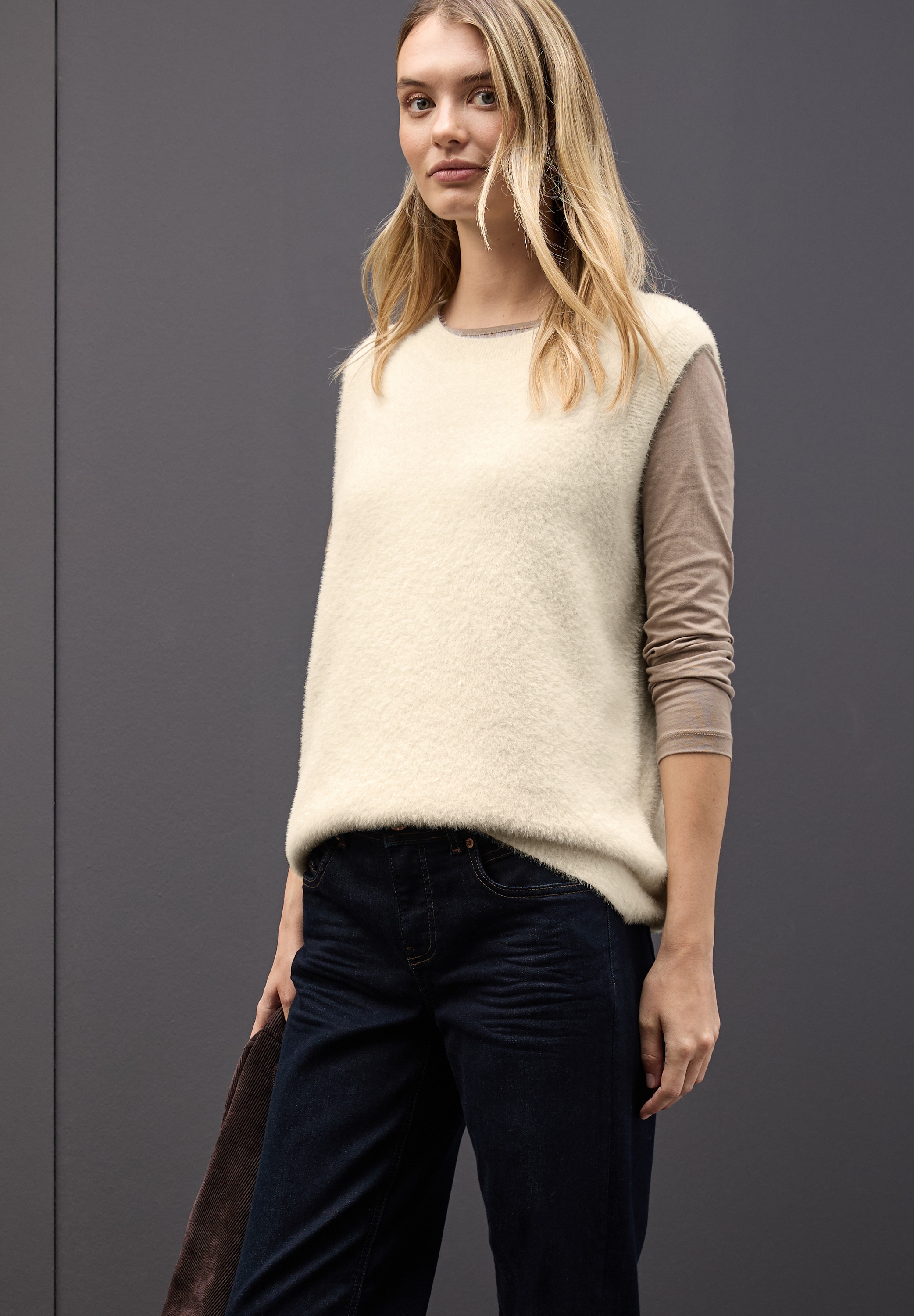 STREET ONE Pullunder, aus kuschelig weicher Qualität, Regular Fit günstig online kaufen