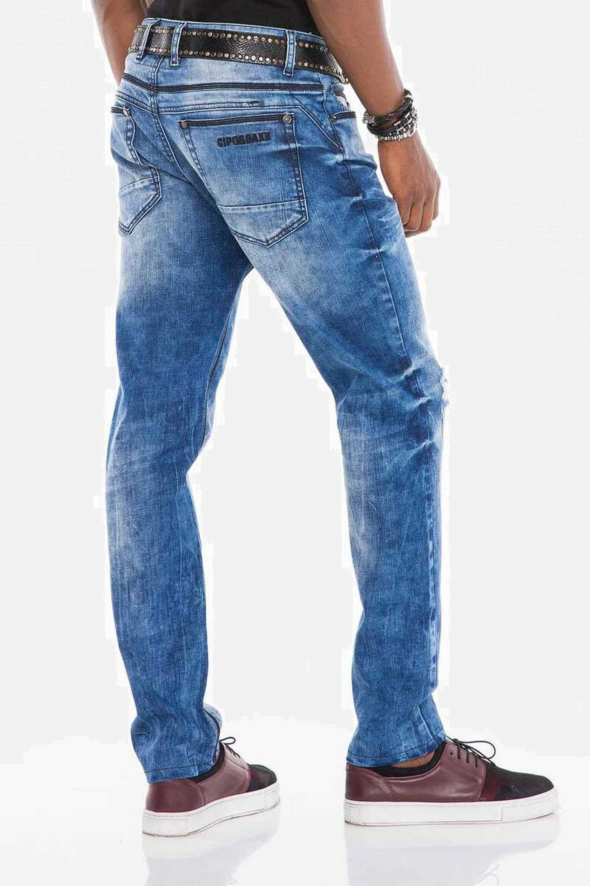 Cipo & Baxx 5-Pocket-Jeans »Jeans«, mit coolen Kontrastnähten, CD-499