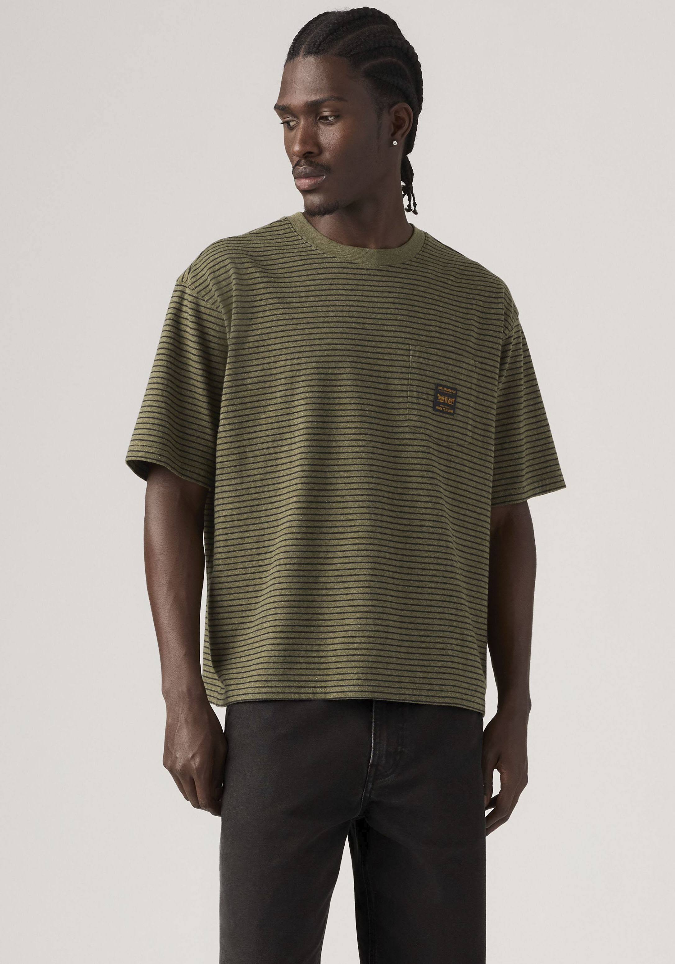 Levis T-Shirt "SS WORKWEAR PKT TEE" mit Brusttasche