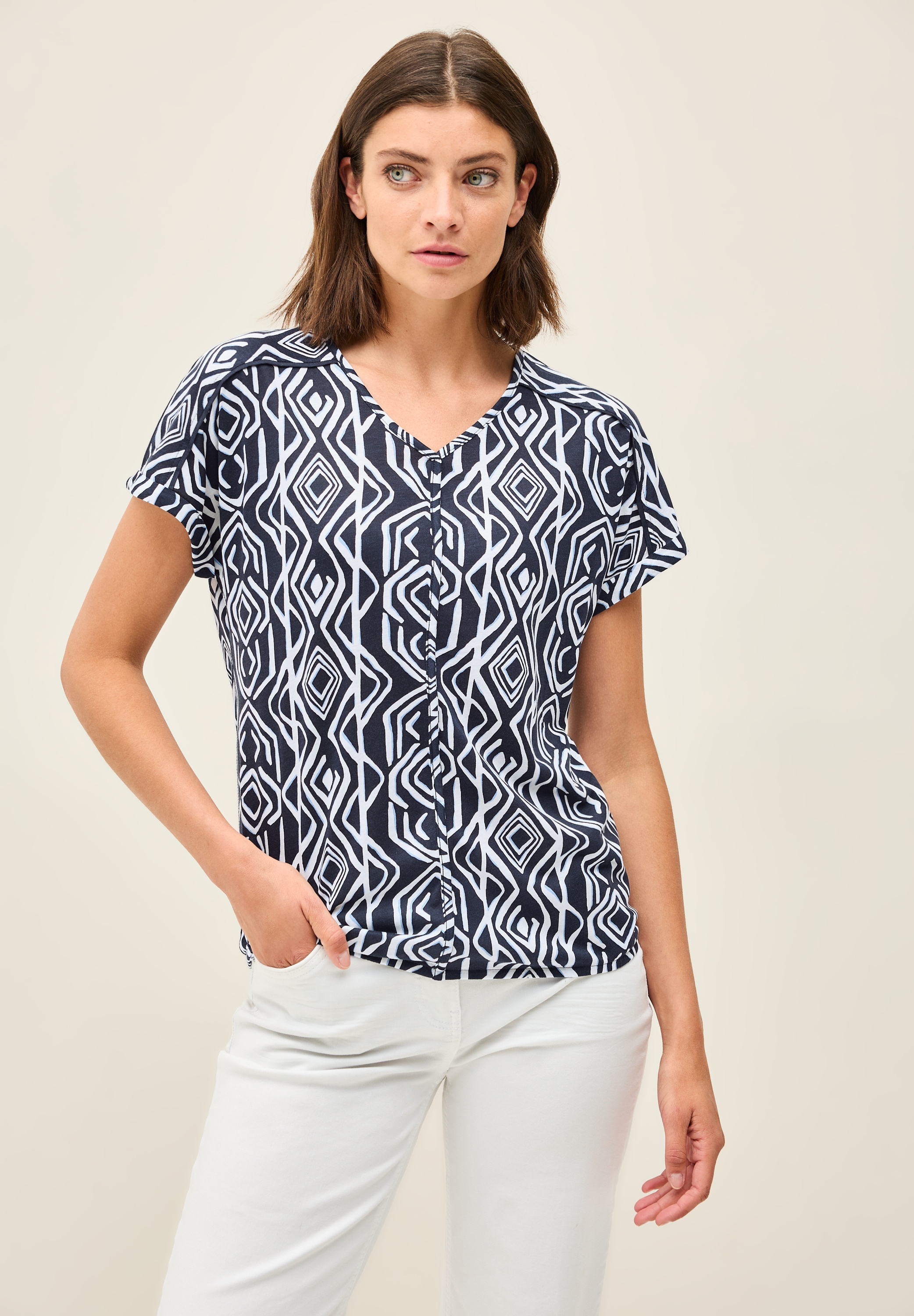 Cecil V-Shirt, bestehend aus einem Materialmix günstig online kaufen