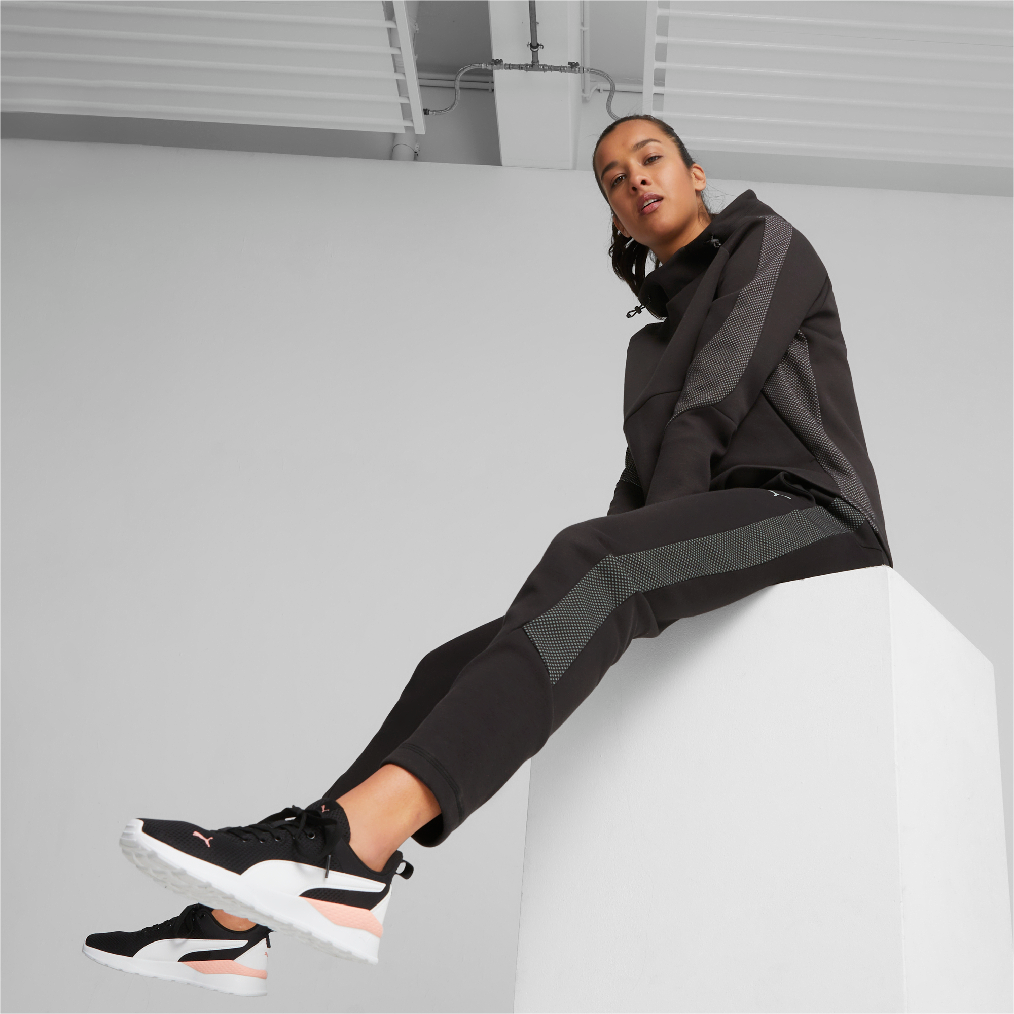 PUMA Sneaker »ANZARUN LITE«