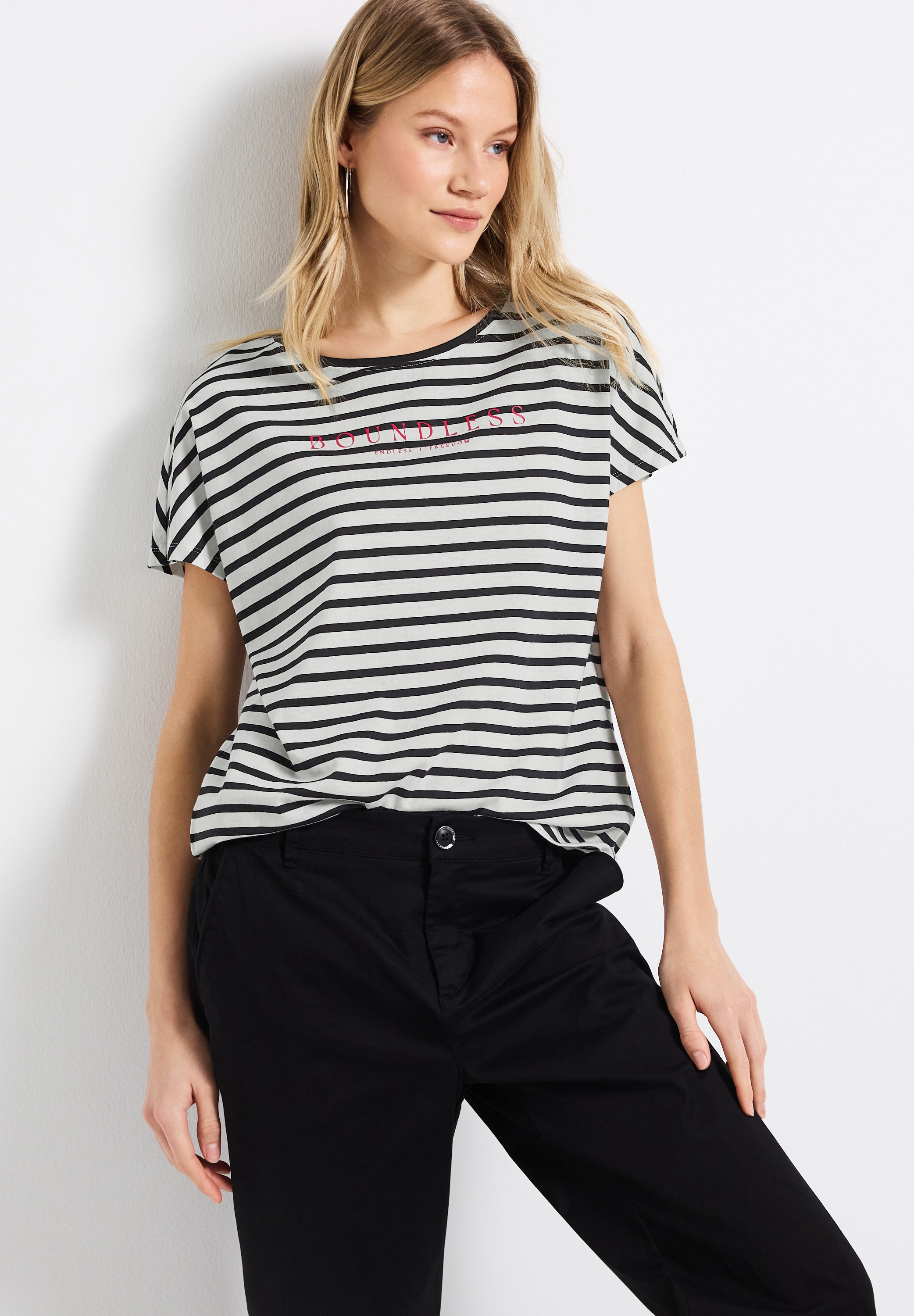 STREET ONE Kurzarmshirt, im Streifen-Look mit Wording günstig online kaufen
