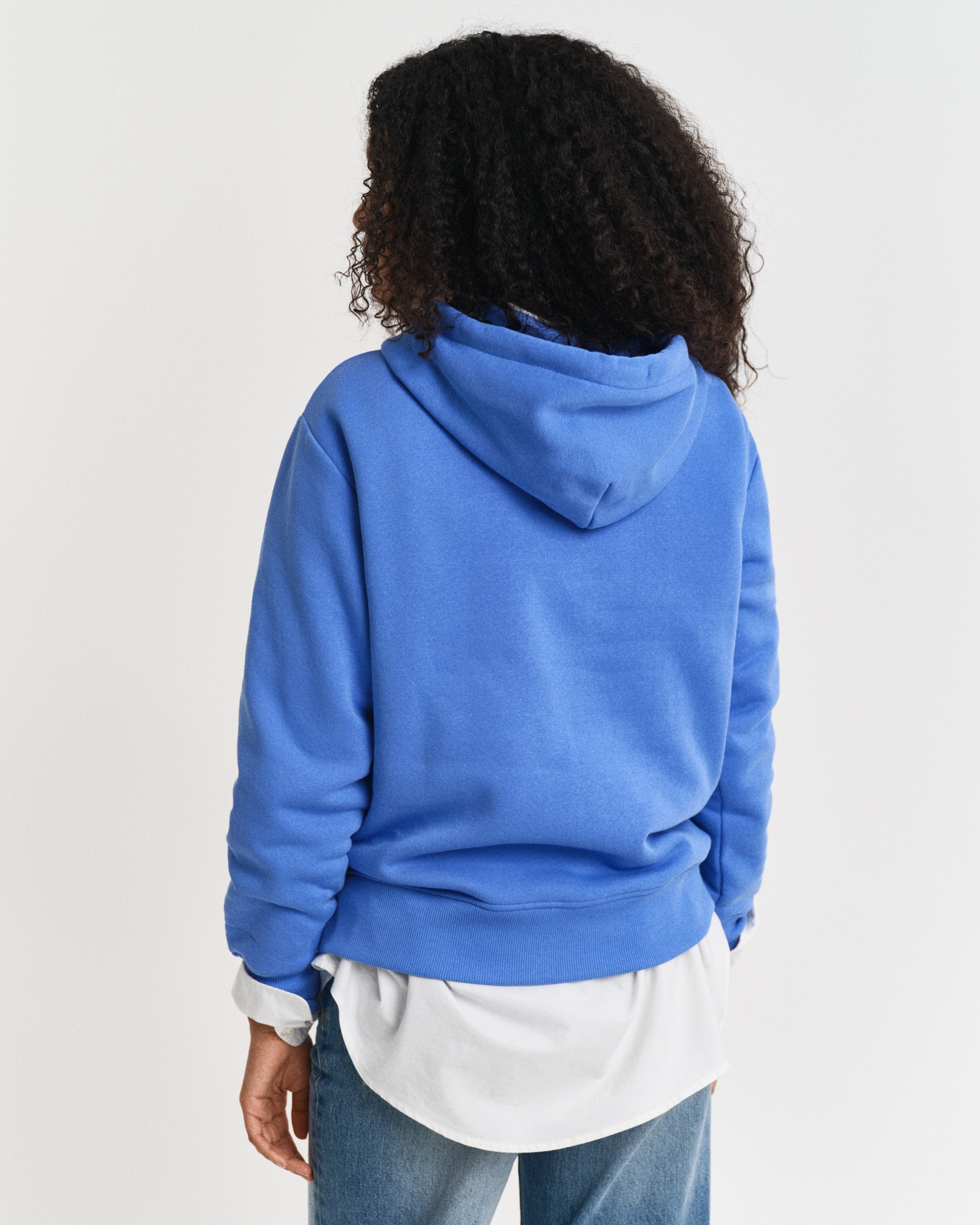 Gant Hoodie »SHIELD HOODIE«, Grafische GANT-Stickerei auf der Brust