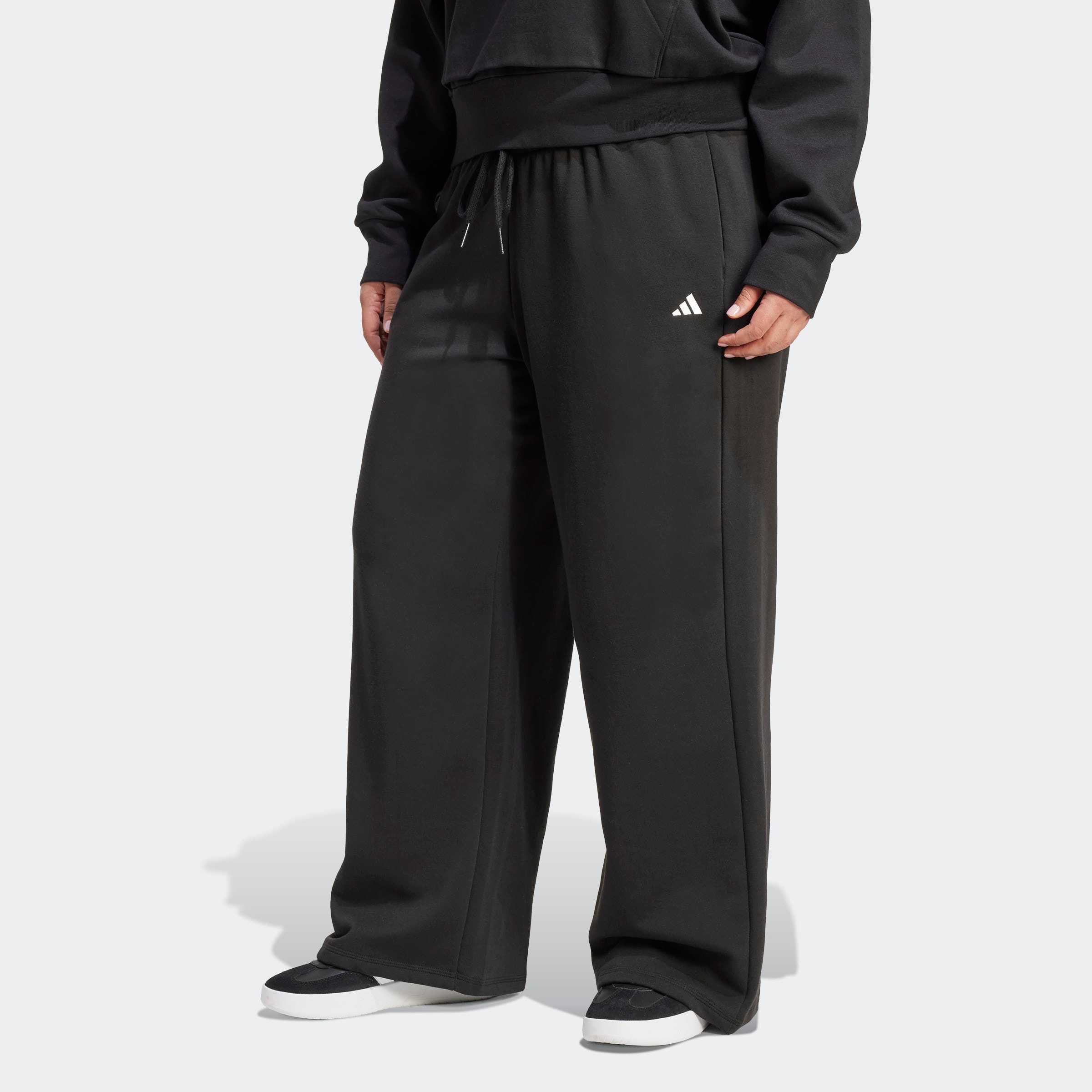 adidas Sportswear Sporthose "ESSENTIALS FEEL COZY, KLEINES LOGO, OHNE SAUM - GROSSE GRÖSSEN" für Erwachsene, mit Kordelverschluss, normal-weite Passform