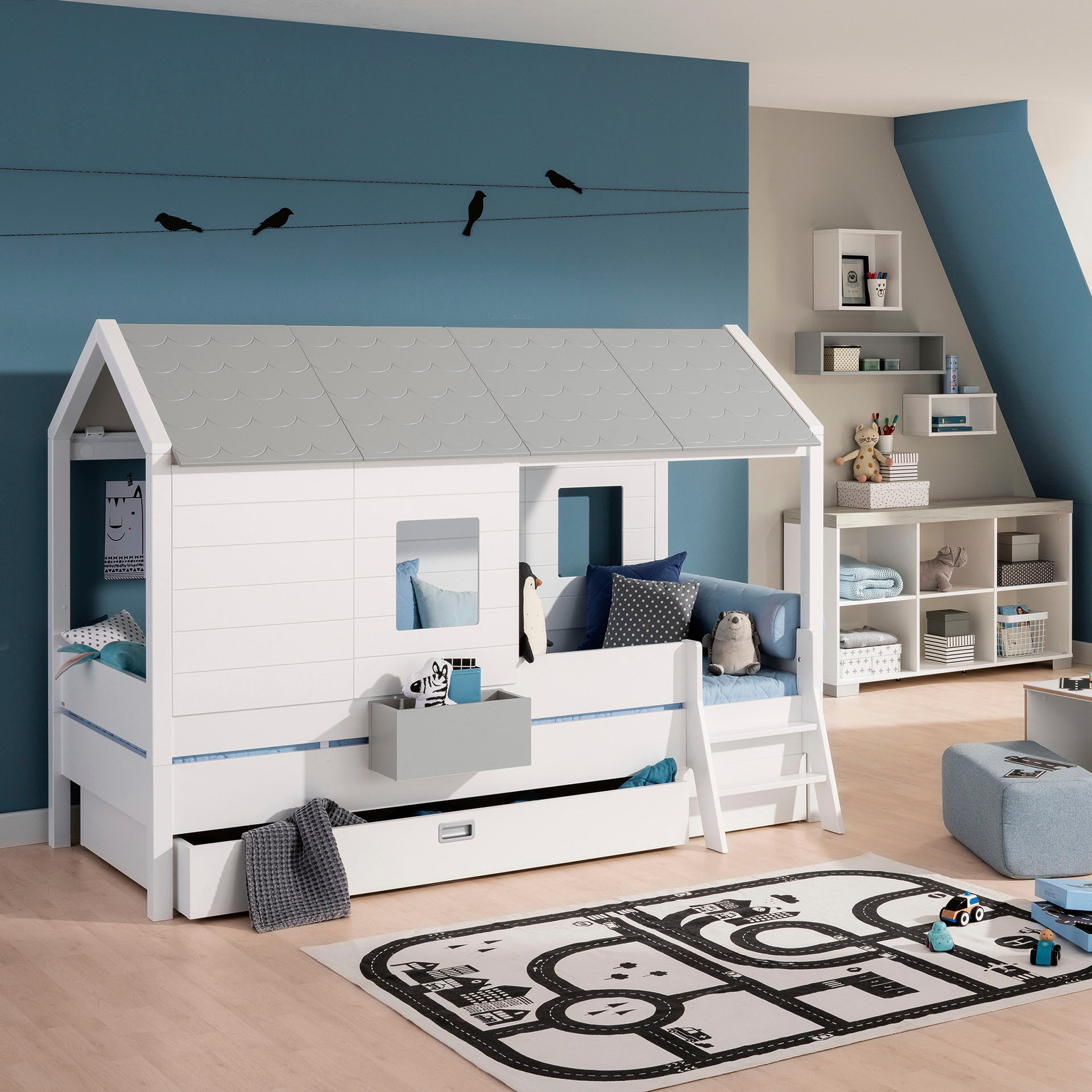PAIDI Hausbett »TINY HOUSE«, Spielbett mit Rausfallschutz, individuell gestaltbar