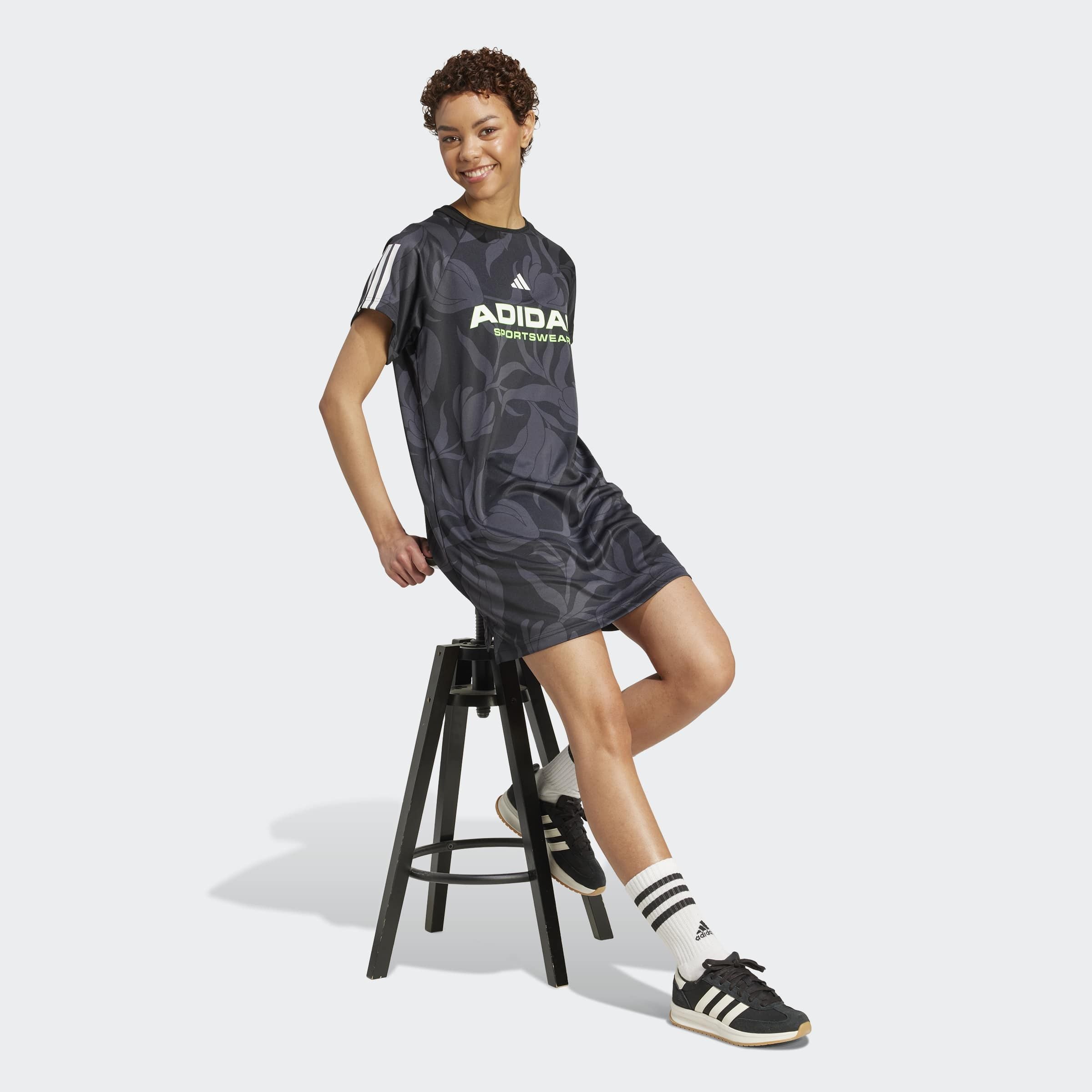 adidas Sportswear Laufshirt »W TIRO Q3 DRE«