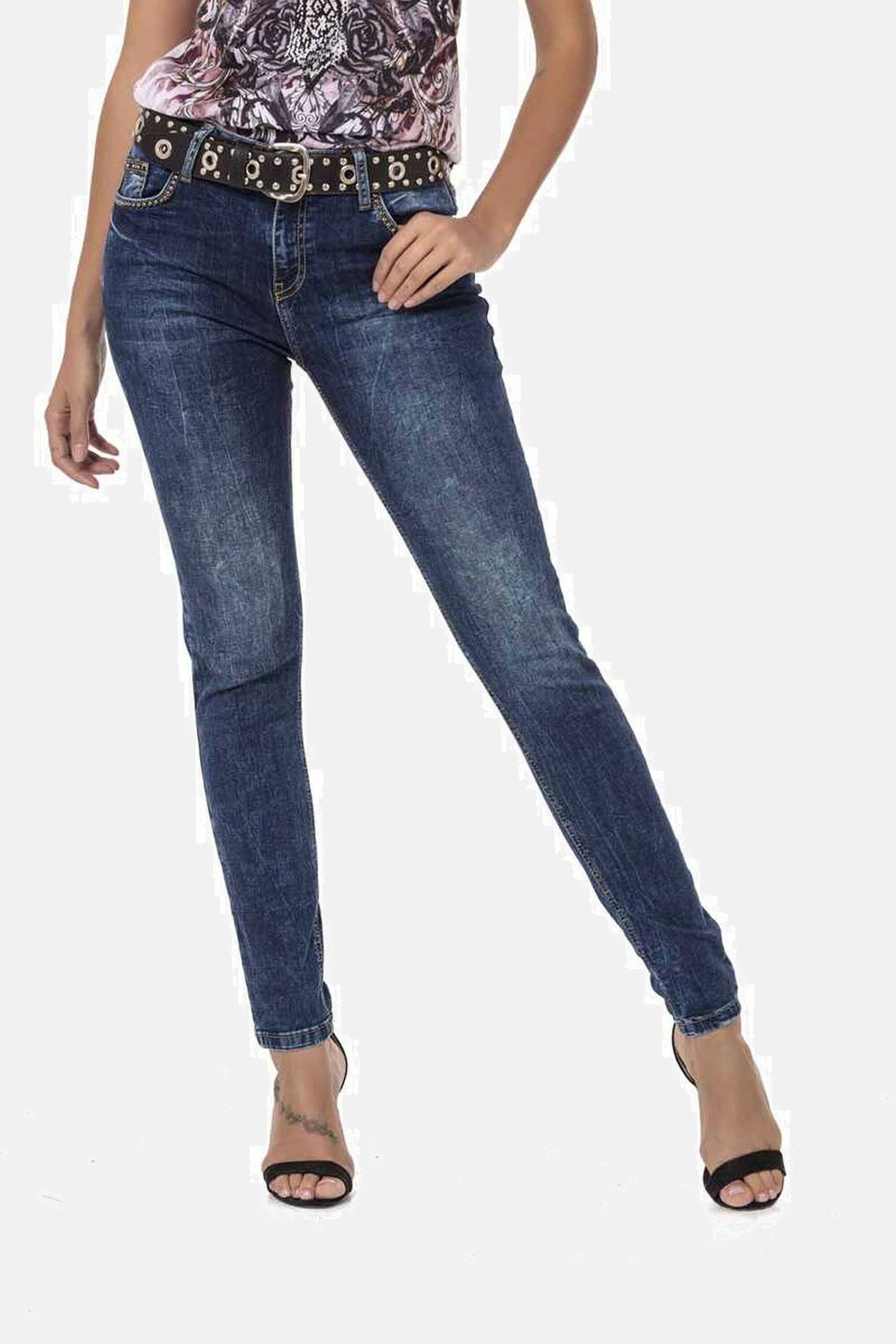 Cipo & Baxx 5-Pocket-Jeans »Jeans«, mit dezenter Waschung und coolen Nieten, WD460