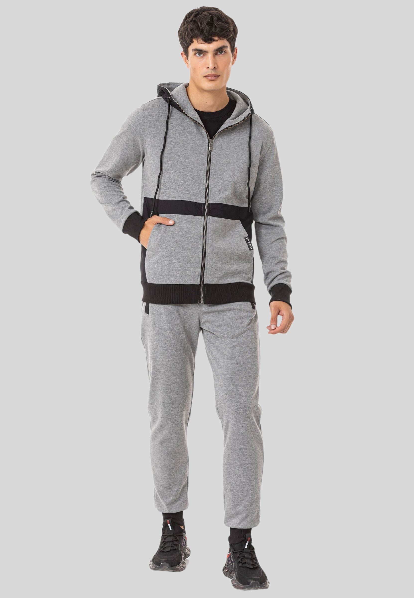 Cipo & Baxx Trainingsanzug "Jogginganzug" 2 im Kontrast-Design