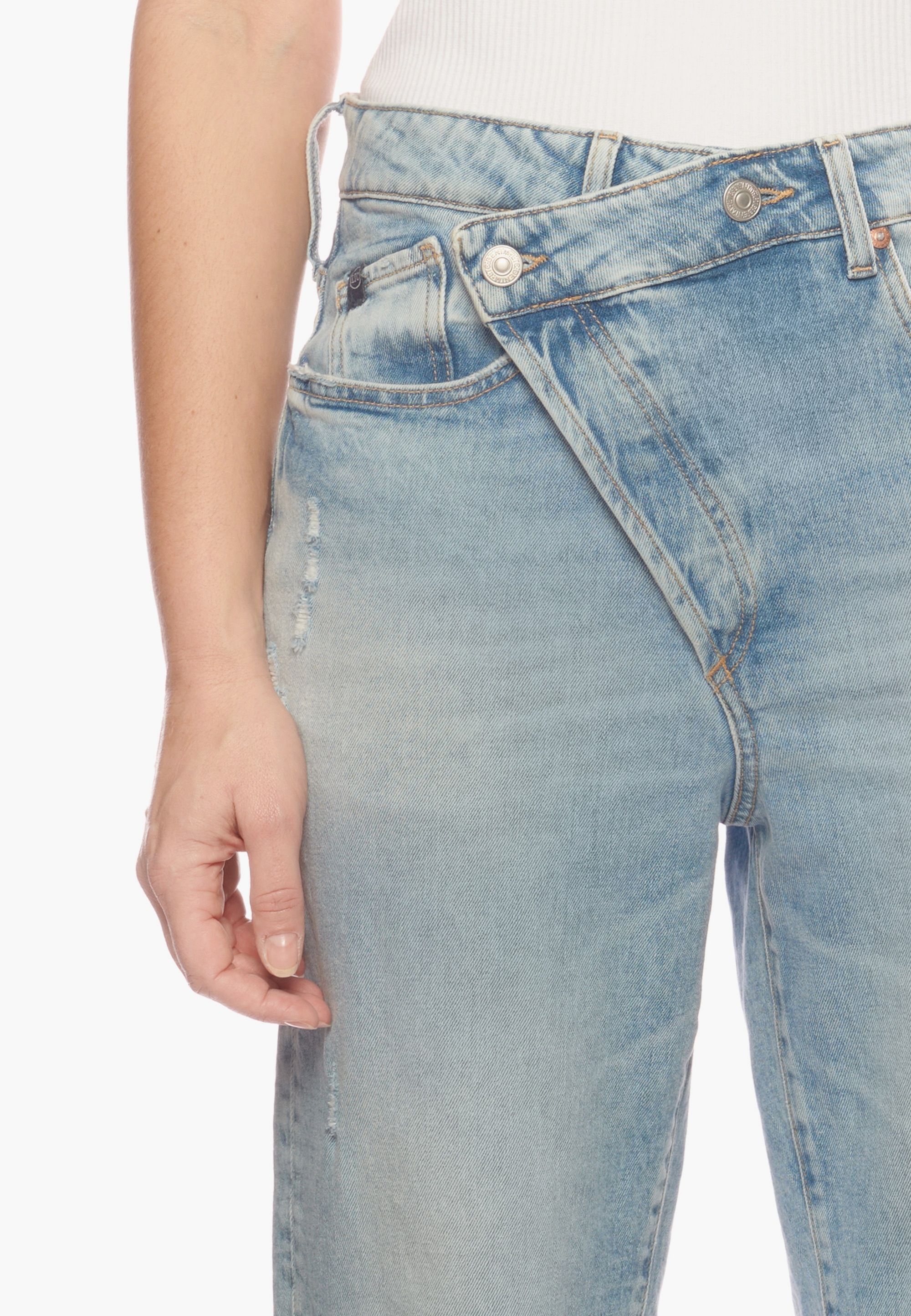 Le Temps Des Cerises 7/8-Hose »JEAN FEMME COSY«, mit asymmetrischem Verschluss