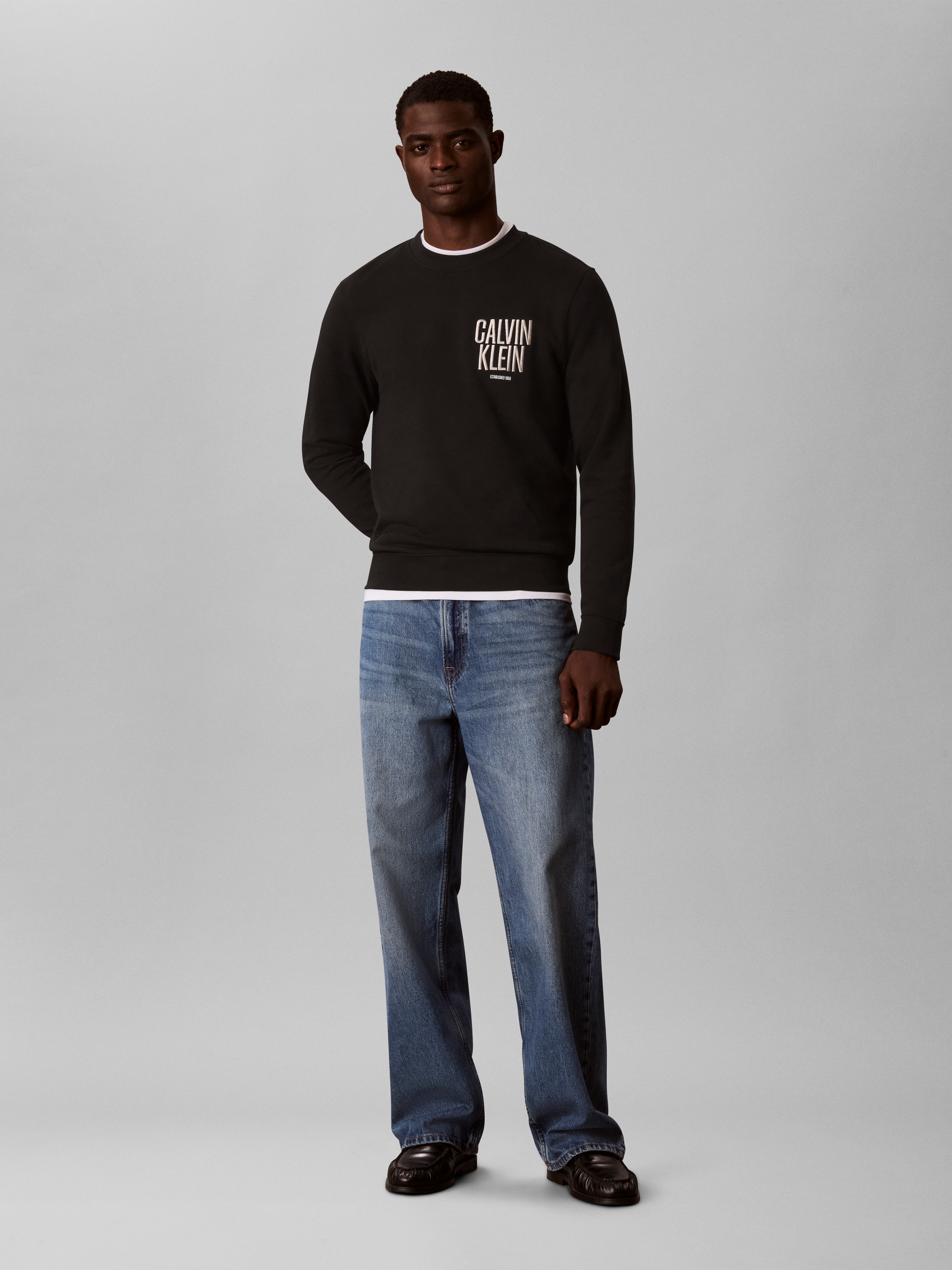 Calvin Klein Jeans Sweatshirt »BOLD CALVIN KLEIN«, Regular fit mit Markenprint
