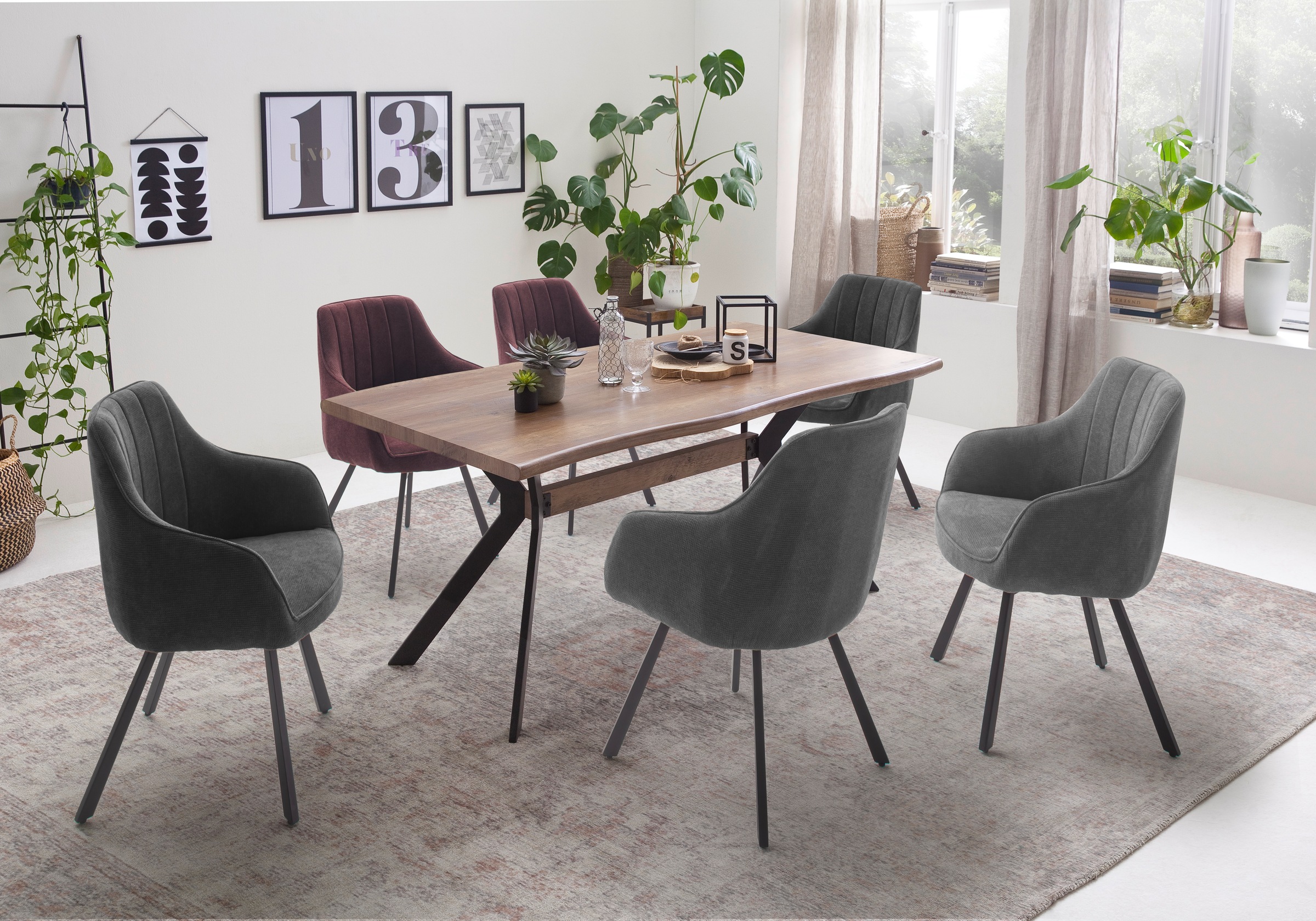 MCA furniture Esstisch »KERALA Vierfußtisch mit Baumkante«, (1 St.), abgerundet, 160x90, 4-6 Personen