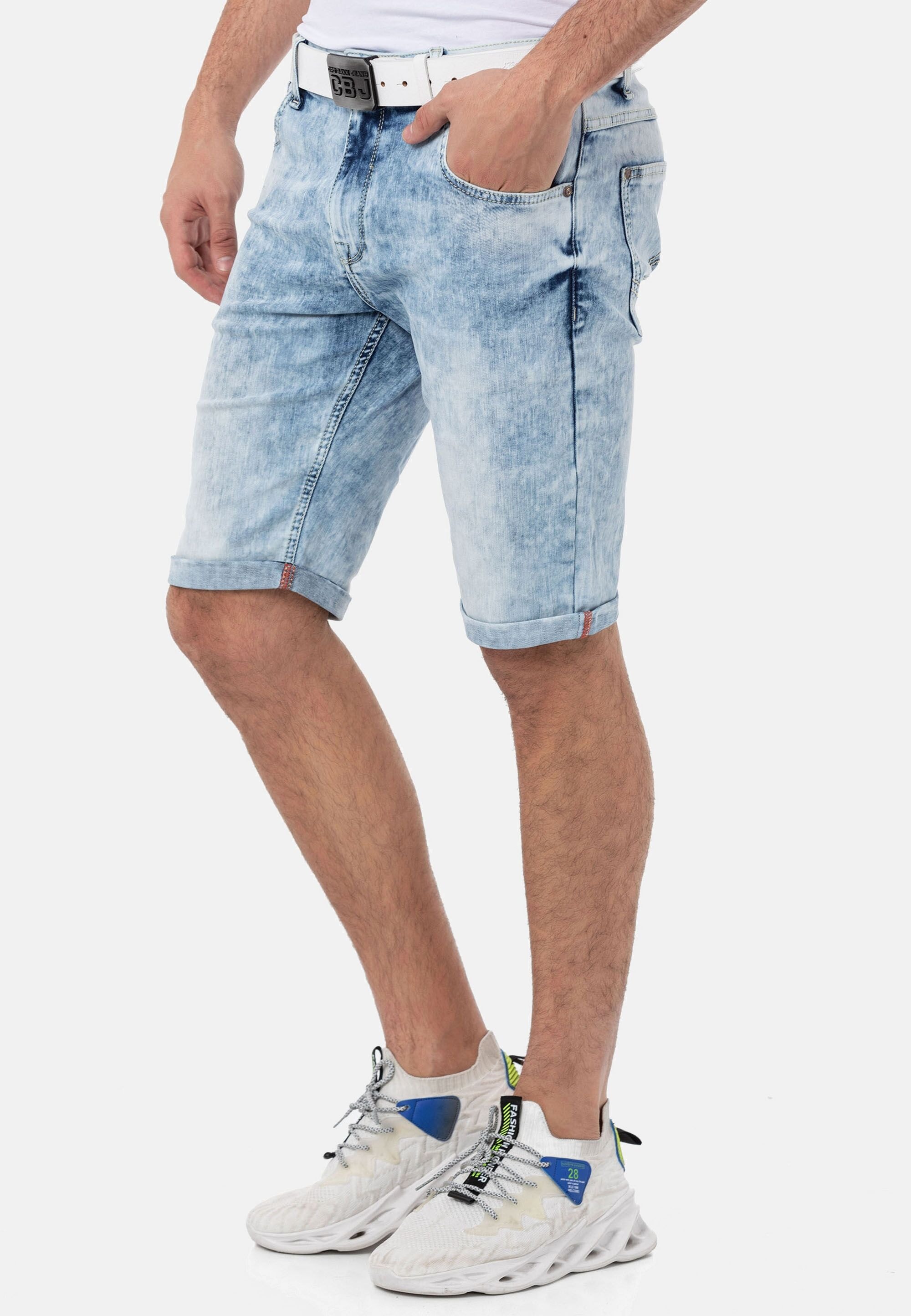 Cipo & Baxx Jeansbermudas »Shorts«, schmal geschnitten
