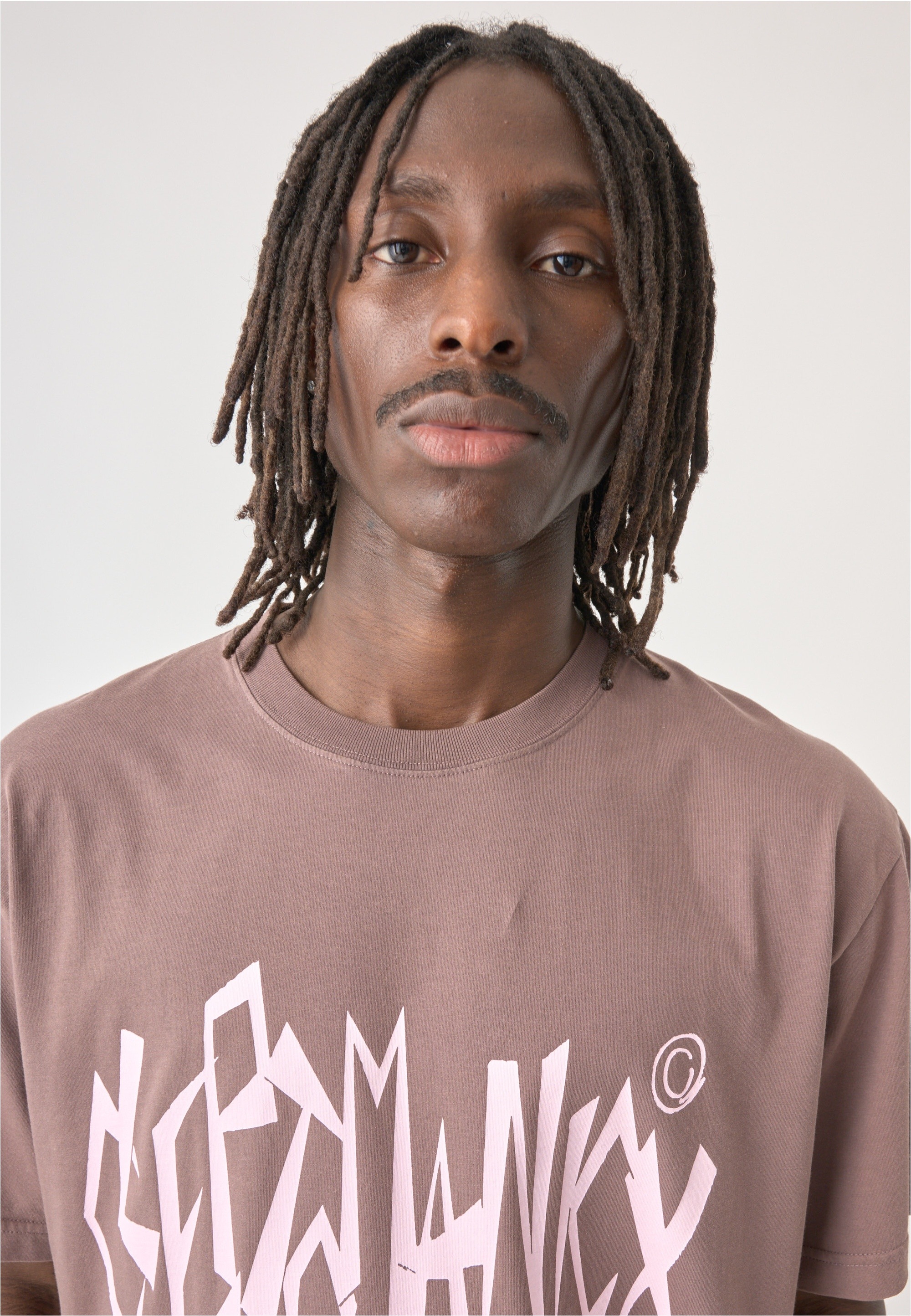 Cleptomanicx T-Shirt mit großem Frontprint