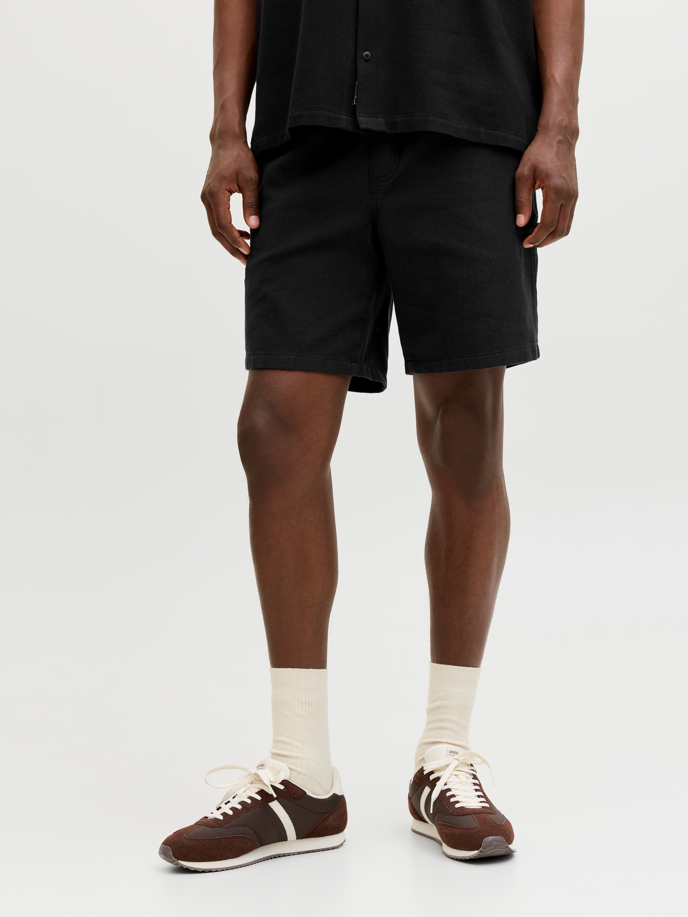 Jack & Jones Jogginghose "JPSTJAIDEN WAFFLE RESORT SHORT REG" mit elastischem Bund
