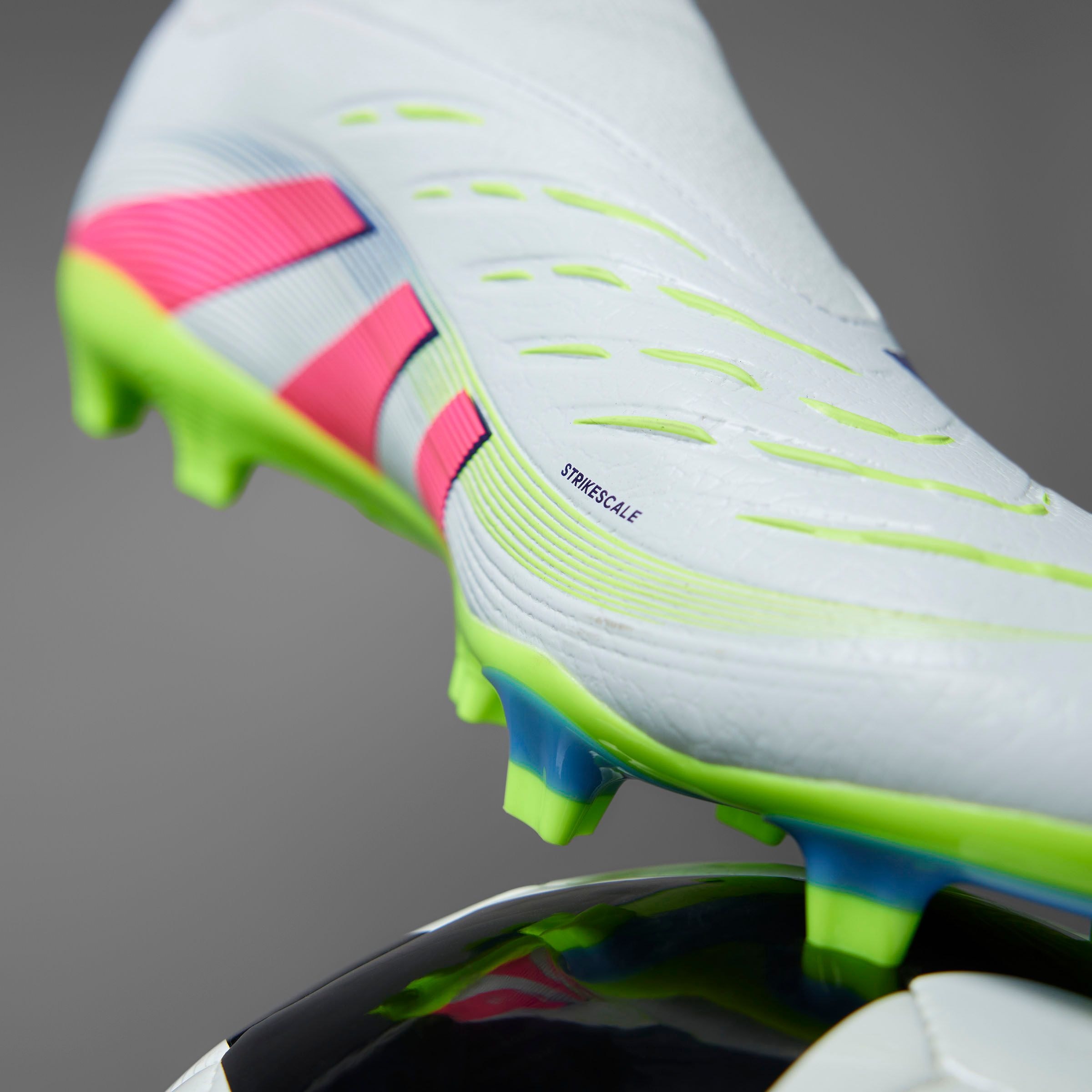 adidas Performance Fußballschuh »PREDATOR LEAGUE LACELESS FG/MG«