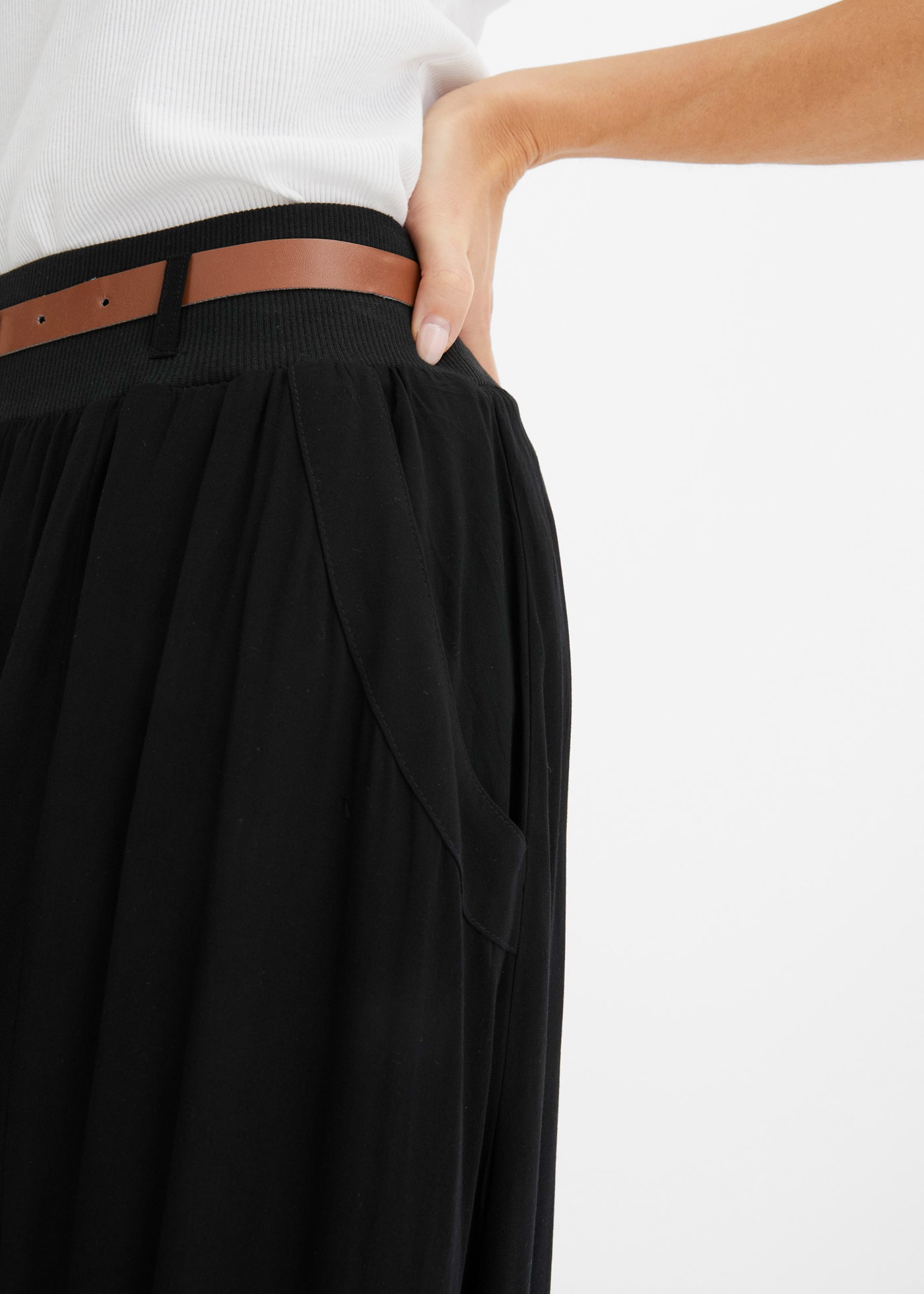 Thumbnail - bonprix Maxirock "Maxirock mit Gürtel (2-tlg.Set)" Set, 2, 2 Stk. aus Viskose, Maxilänge, ausgestellte Passform, mit Ein...