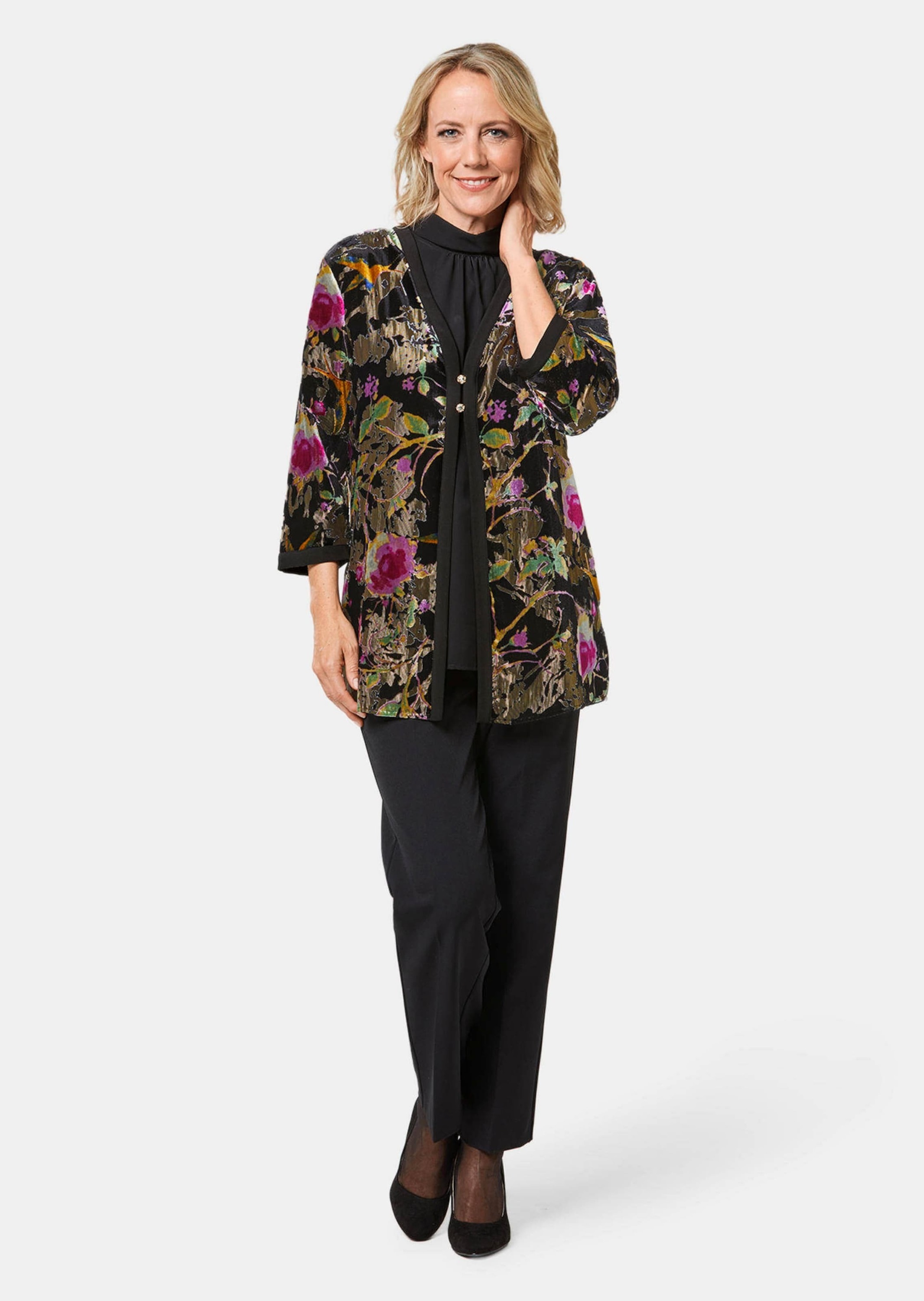 Thumbnail - GOLDNER Jackenblazer "Kurzgröße Exquisites Samtausbrennerjäckchen" Herrlich leicht und trageangenehm