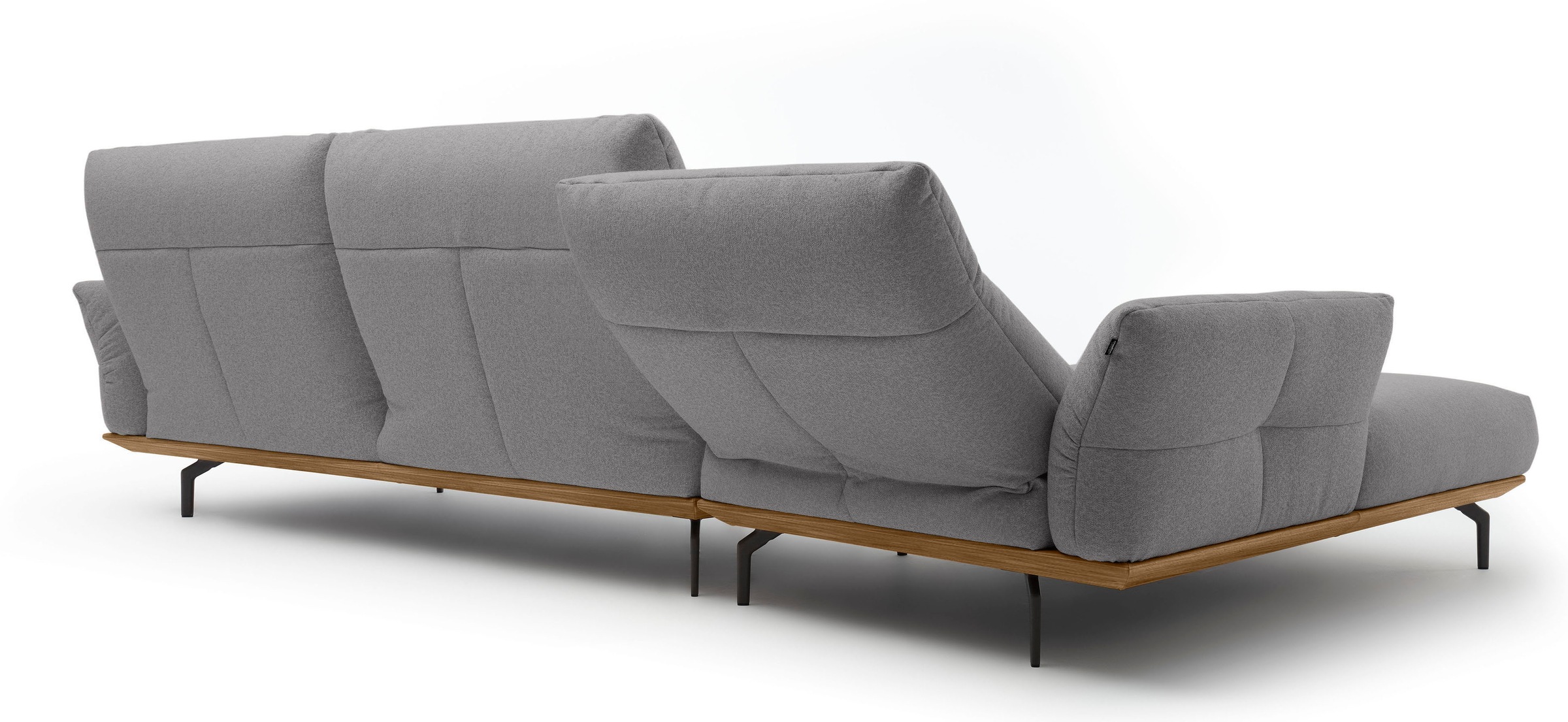 Creation BY ROLF BENZ Ecksofa »CR.460«, Sockel in Nussbaum, Winkelfüße in Umbragrau, Breite 338 cm