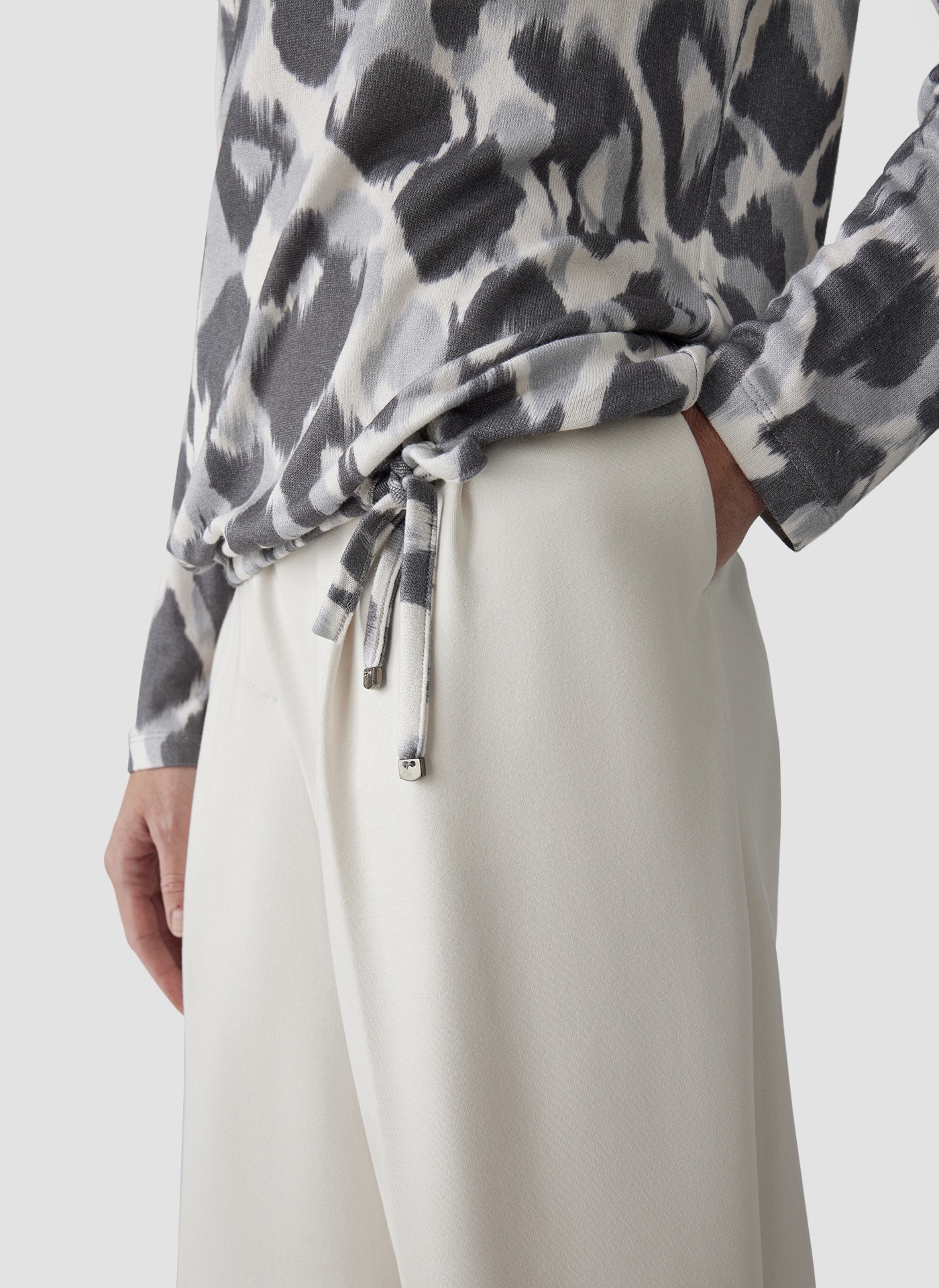 LeComte Print-Shirt »LeComte Langarmshirt mit Animalprint und Bindeband«