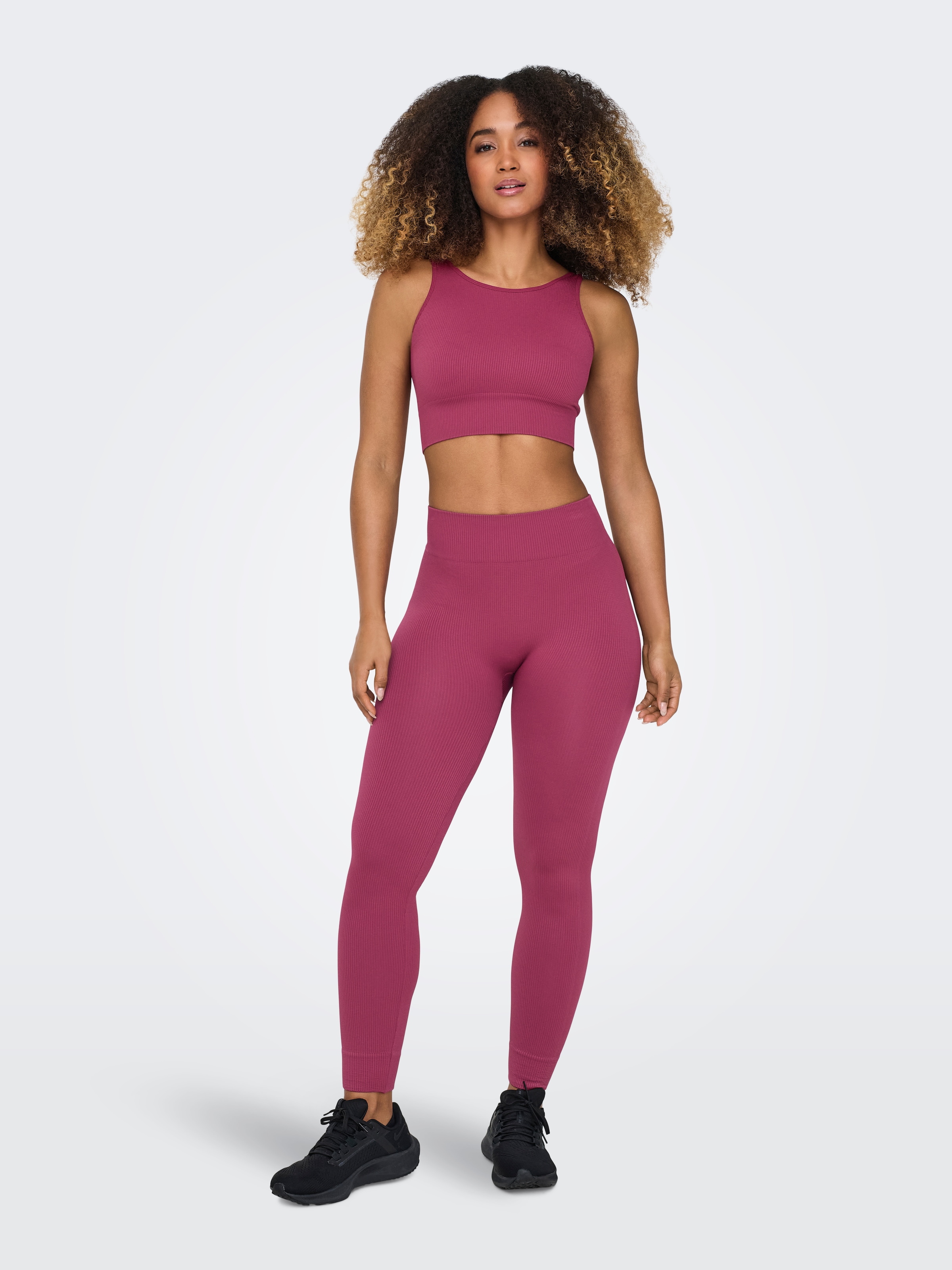 ONLY Play Trainingstop »ONPJAIA LIFE«, Cropped Fit, in feiner Rippstruktur