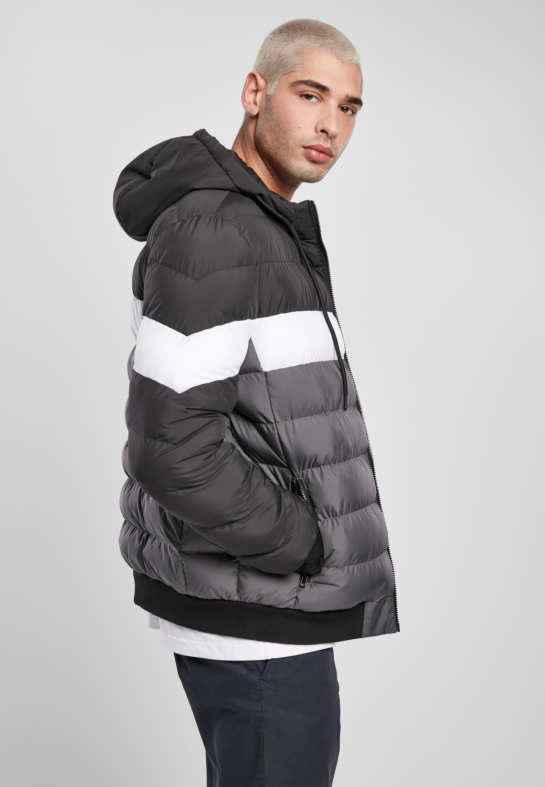 URBAN CLASSICS Winterjacke »Urban Classics Herren Colorblock Bubble Jacket«, (1 St.), mit Kapuze
