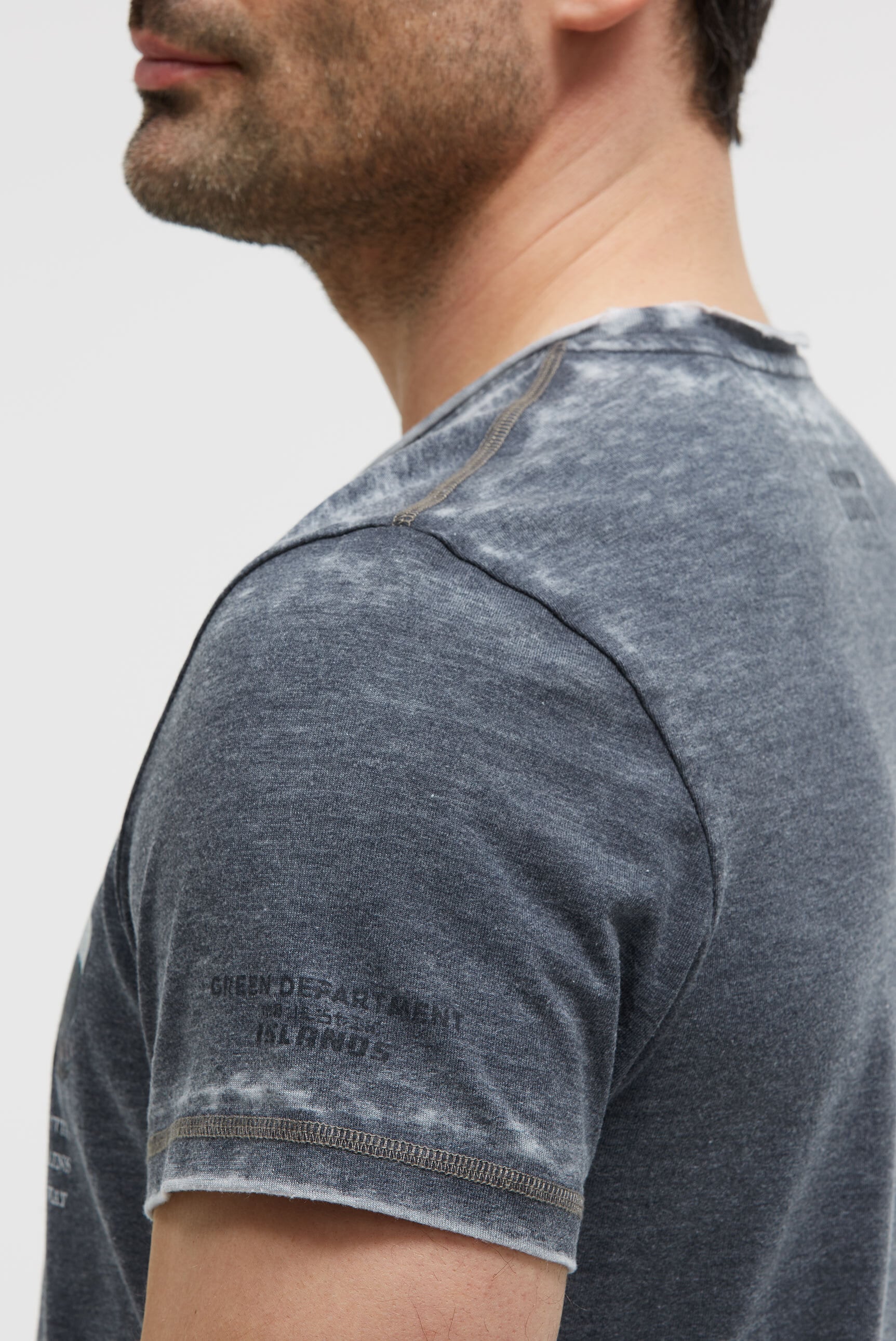 CAMP DAVID Rundhalsshirt mit Ausbrenner-Effekten