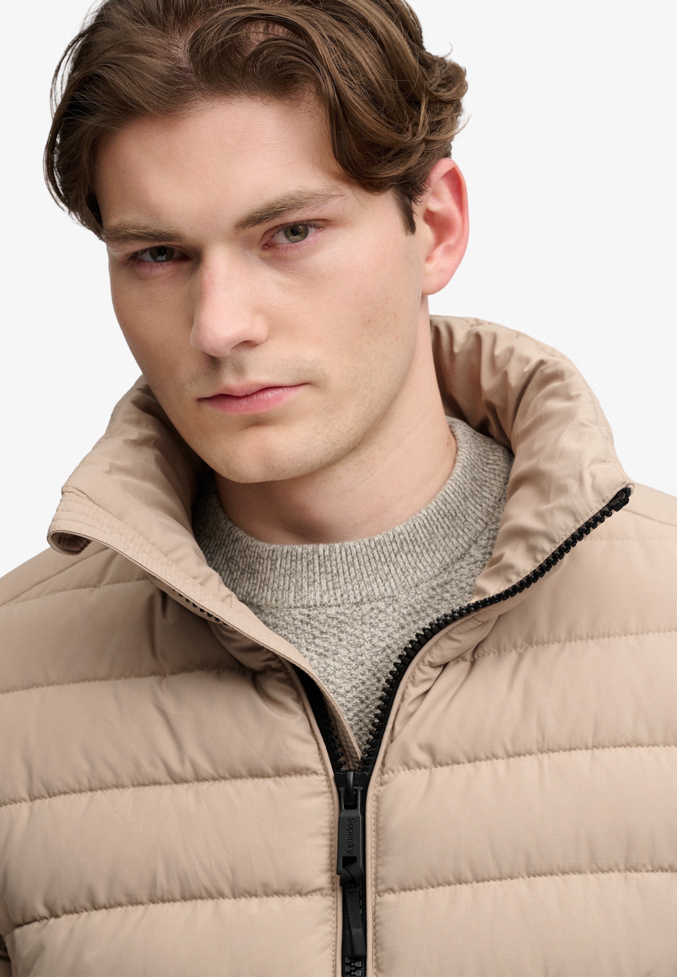 Superdry Steppjacke »FUJI MIDWEIGHT PADDED JKT« Kunstfaser, slim fit